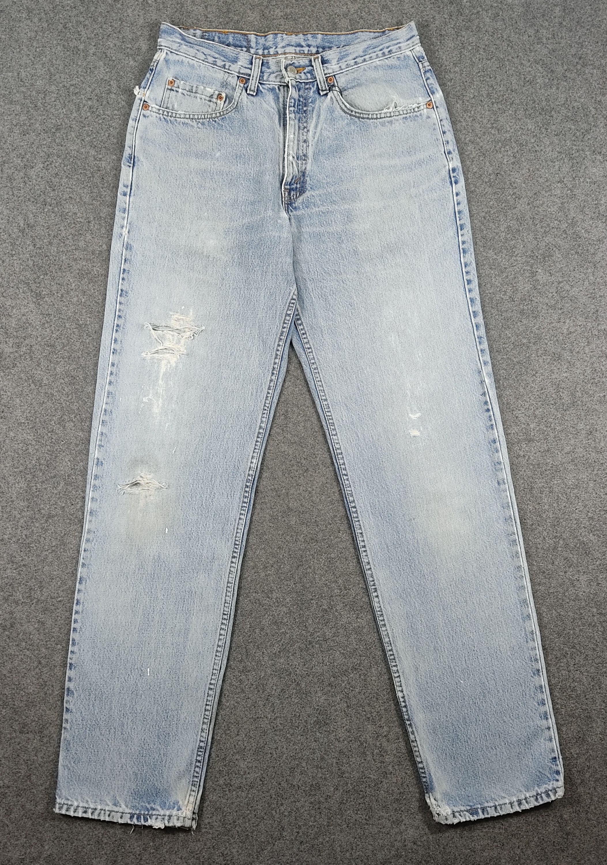 Levi's × Vintage Vintage 90s Levis 550 Jeans Blue Light Wash Distress Size US 32 / EU 48 - 1 Thumbnail