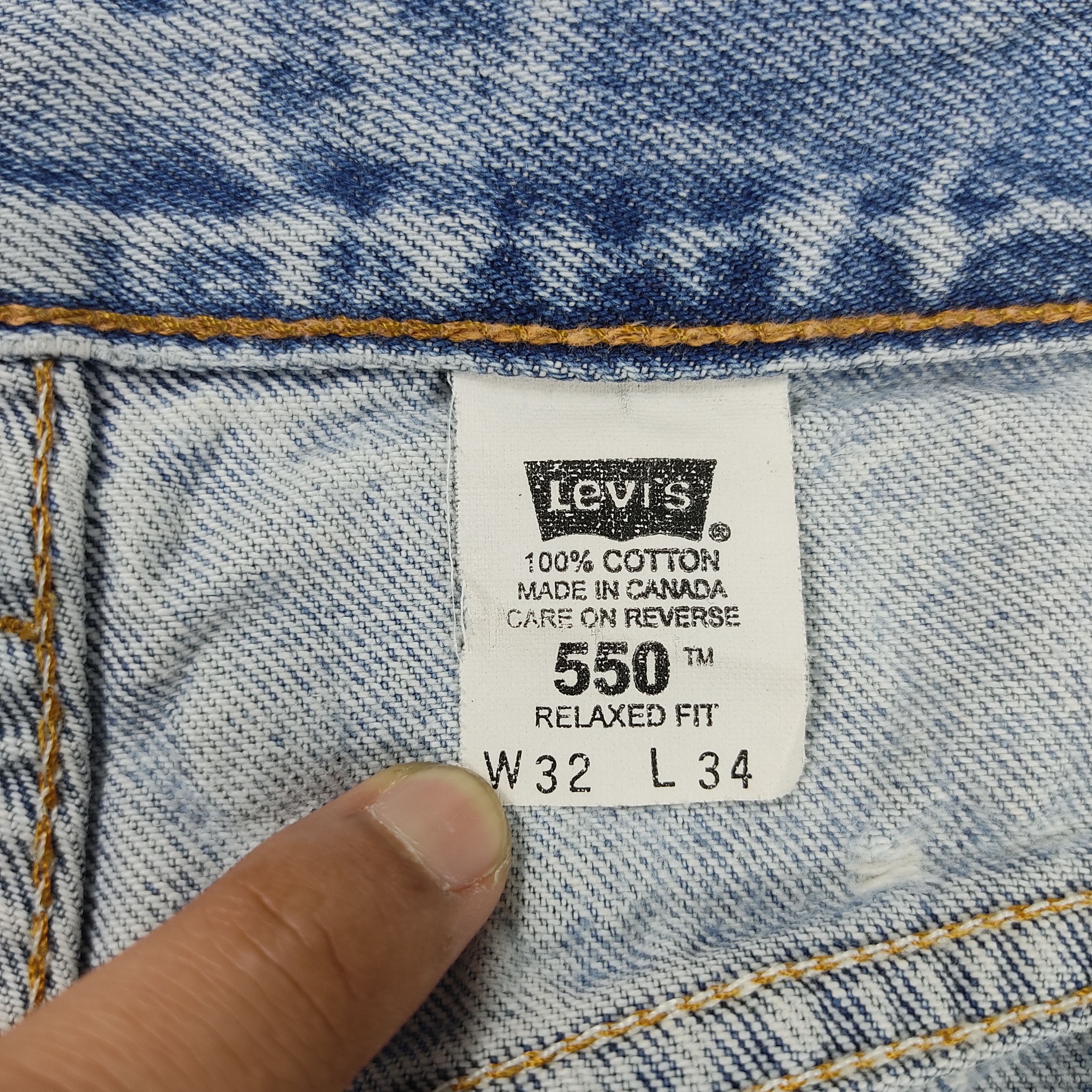 Levi's × Vintage Vintage 90s Levis 550 Jeans Blue Light Wash Distress Size US 32 / EU 48 - 23 Thumbnail