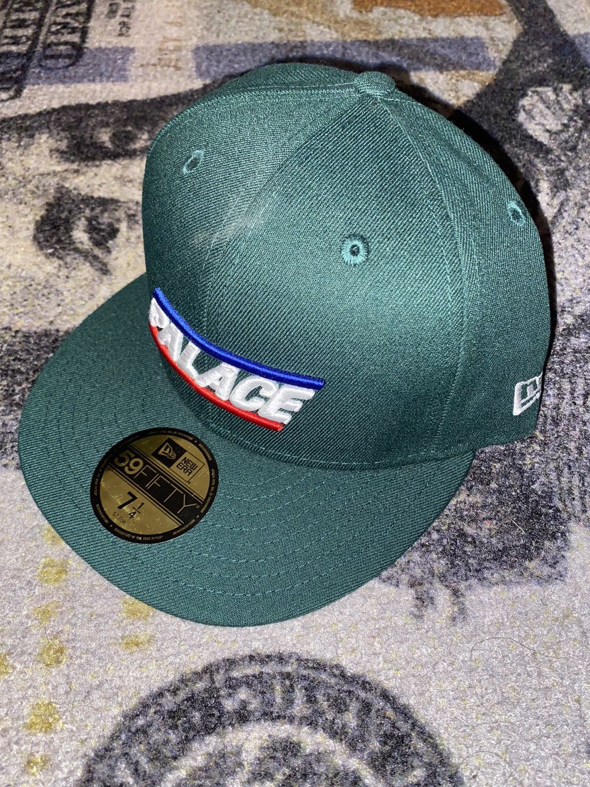 Palace New Era | Grailed
