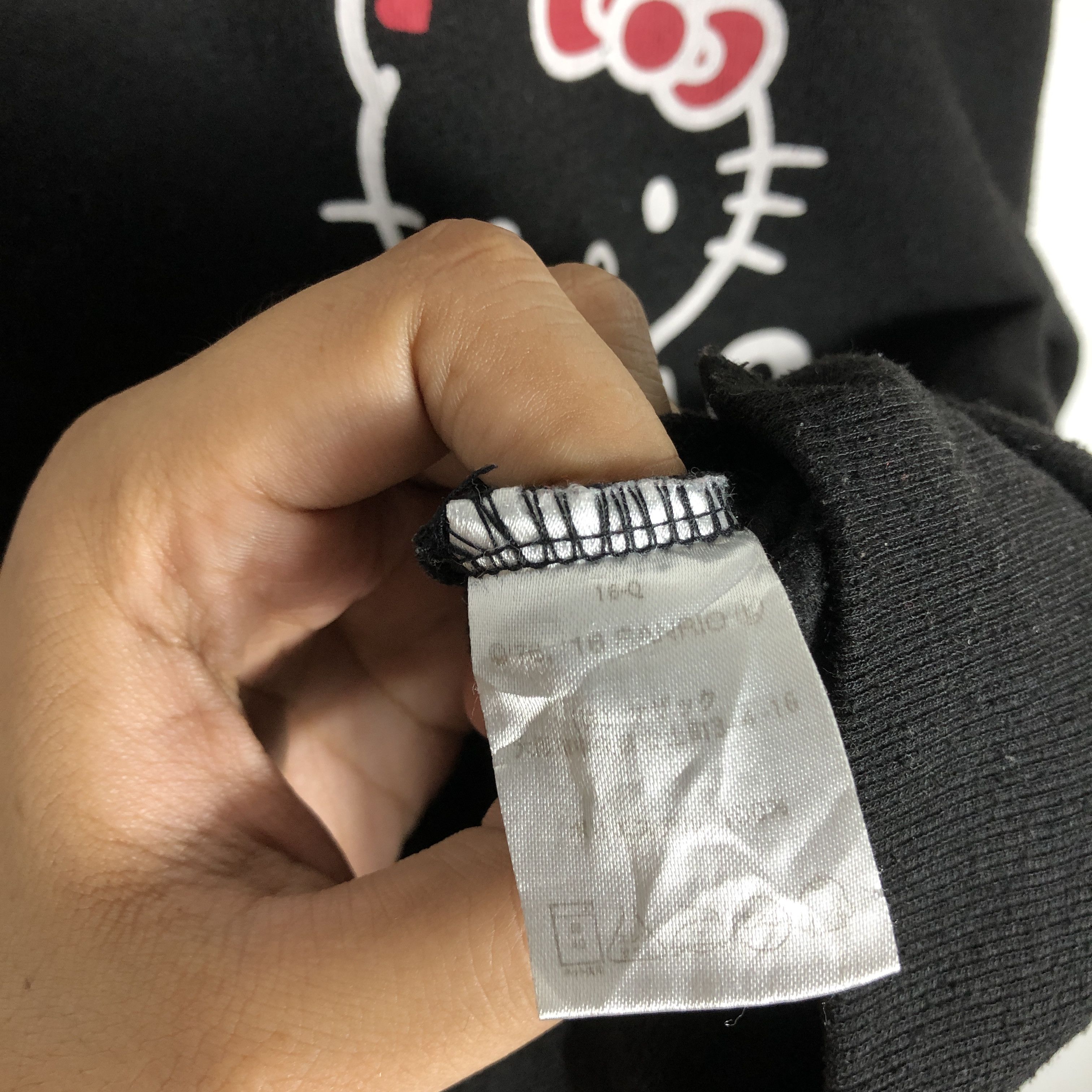 Anime × Japanese Brand × Vintage Vintage Hello Kitty Sweatshirt SWT402 Size S / US 4 / IT 40 - 6 Thumbnail