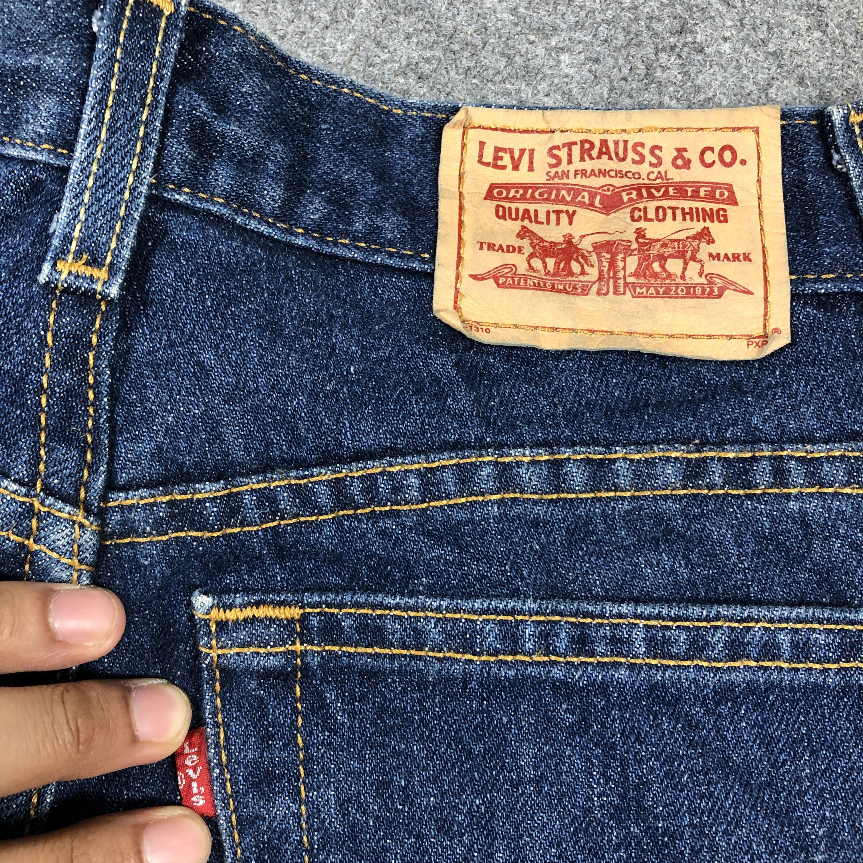 Levi's × Vintage Vintage Levis 550 Jeans Relaxed Tapered L754W Size 30" / US 8 / IT 44 - 9 Thumbnail