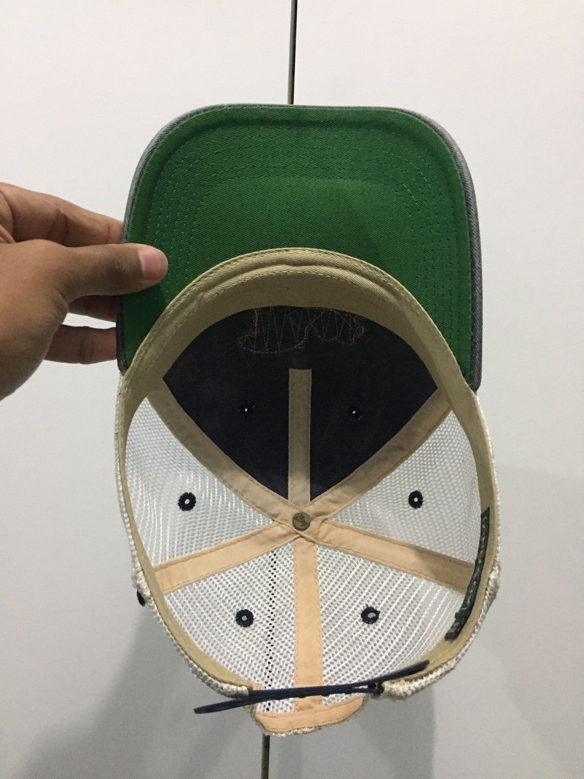 Vintage Vintage Pitt Legacy Denim Fade Trucker Hat Size ONE SIZE - 9 Thumbnail