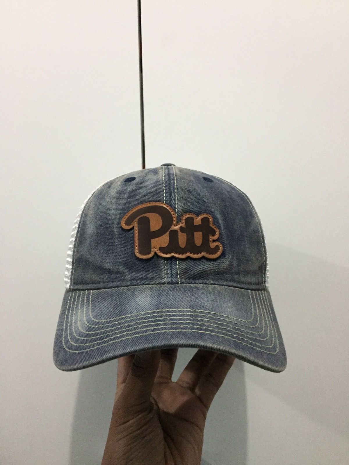 Vintage Vintage Pitt Legacy Denim Fade Trucker Hat Size ONE SIZE - 2 Thumbnail