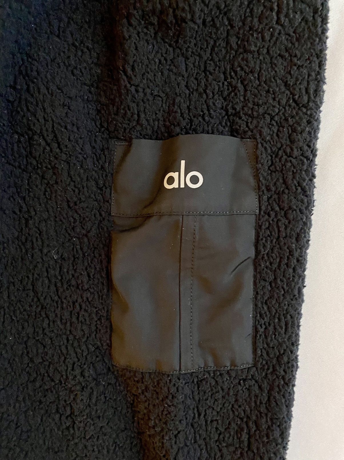 Alo Micro Sherpa Solstice Coverup Size XS / US 0-2 / IT 36-38 - 3 Thumbnail