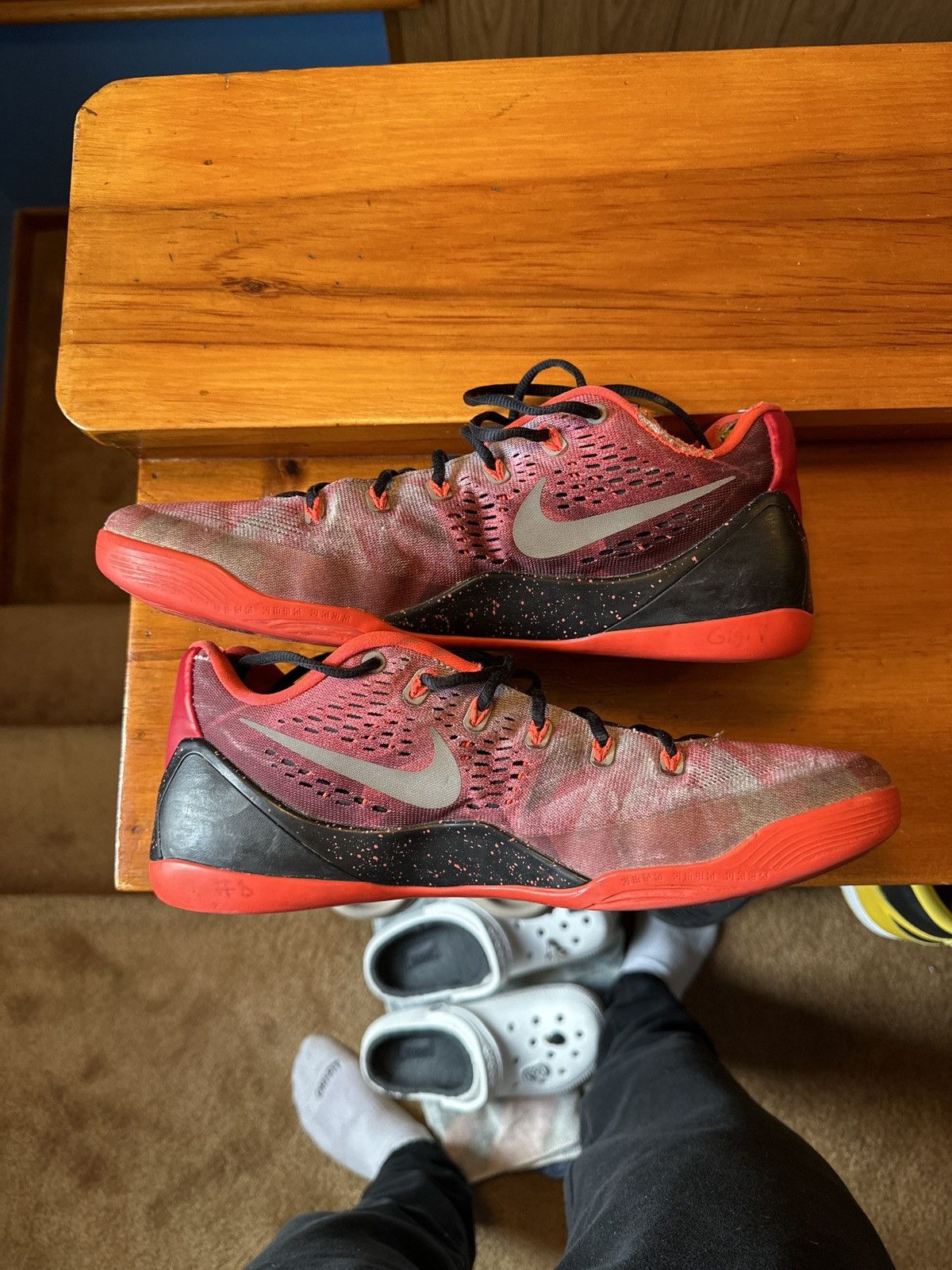 Kobe 9 Gym Red Low Top Sneakers