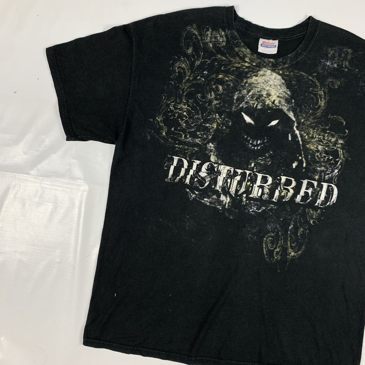Band Tees Vintage Disturbed American Heavy Metal Band Shirt Size US XL / EU 56 / 4 - 2 Thumbnail