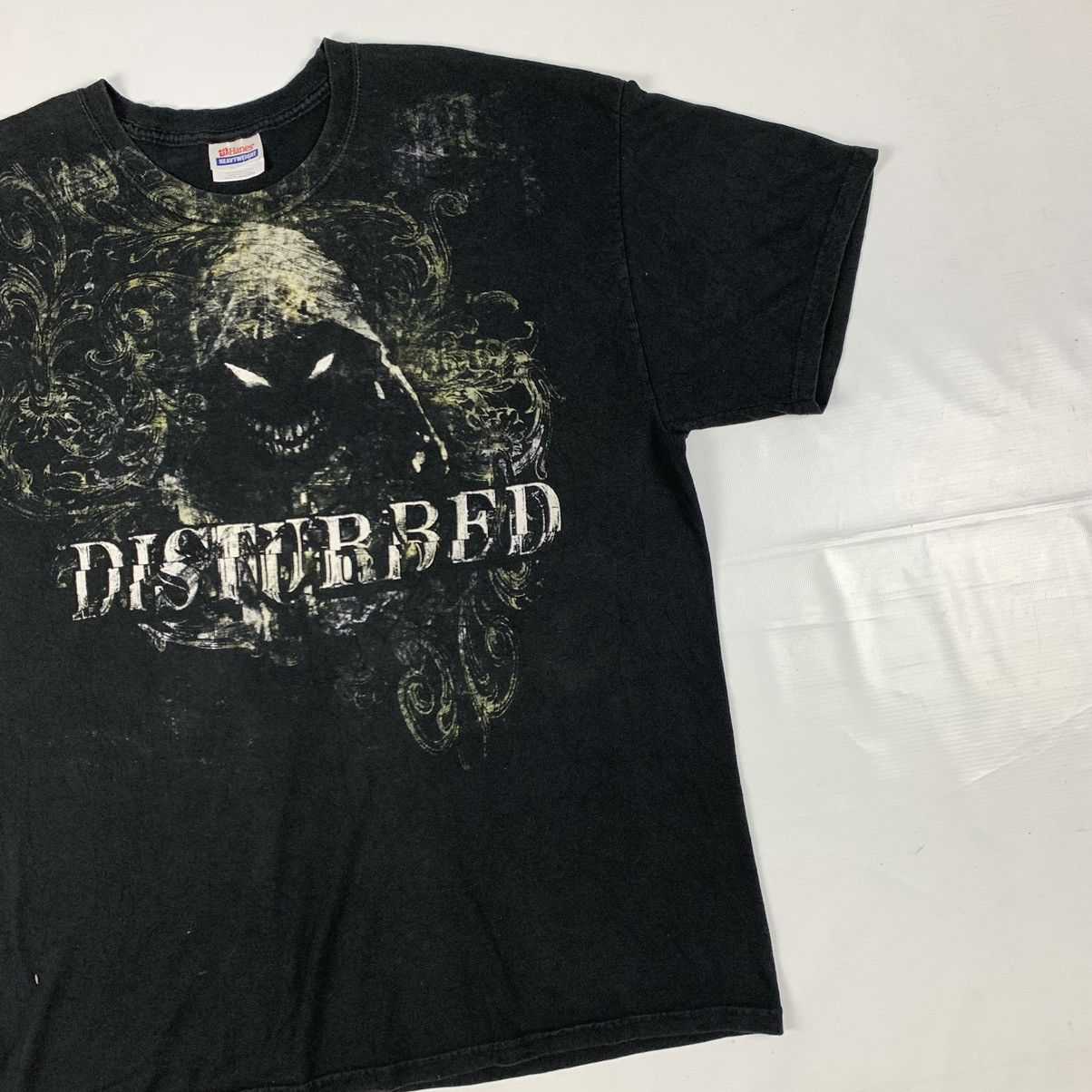 Band Tees Vintage Disturbed American Heavy Metal Band Shirt Size US XL / EU 56 / 4 - 3 Thumbnail