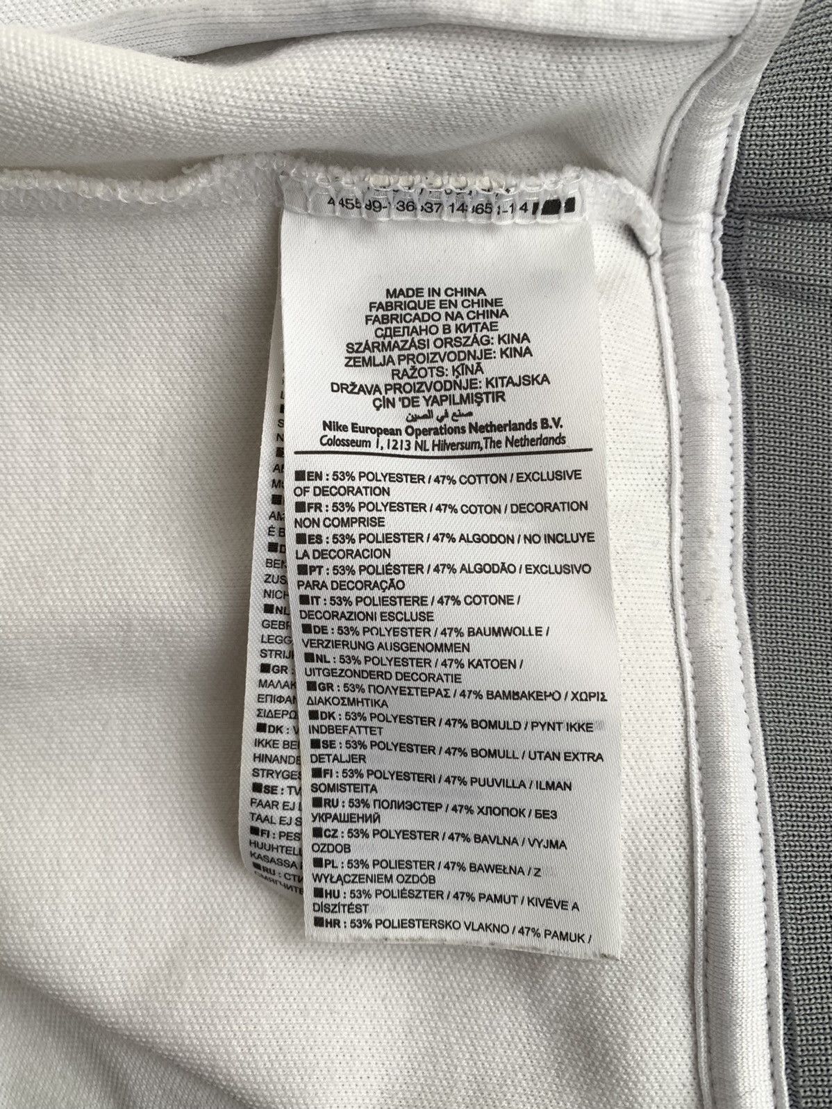 Vintage Nike Sportswear Y2K Vintage Jacket Mens Size L Size US L / EU 52-54 / 3 - 11 Thumbnail