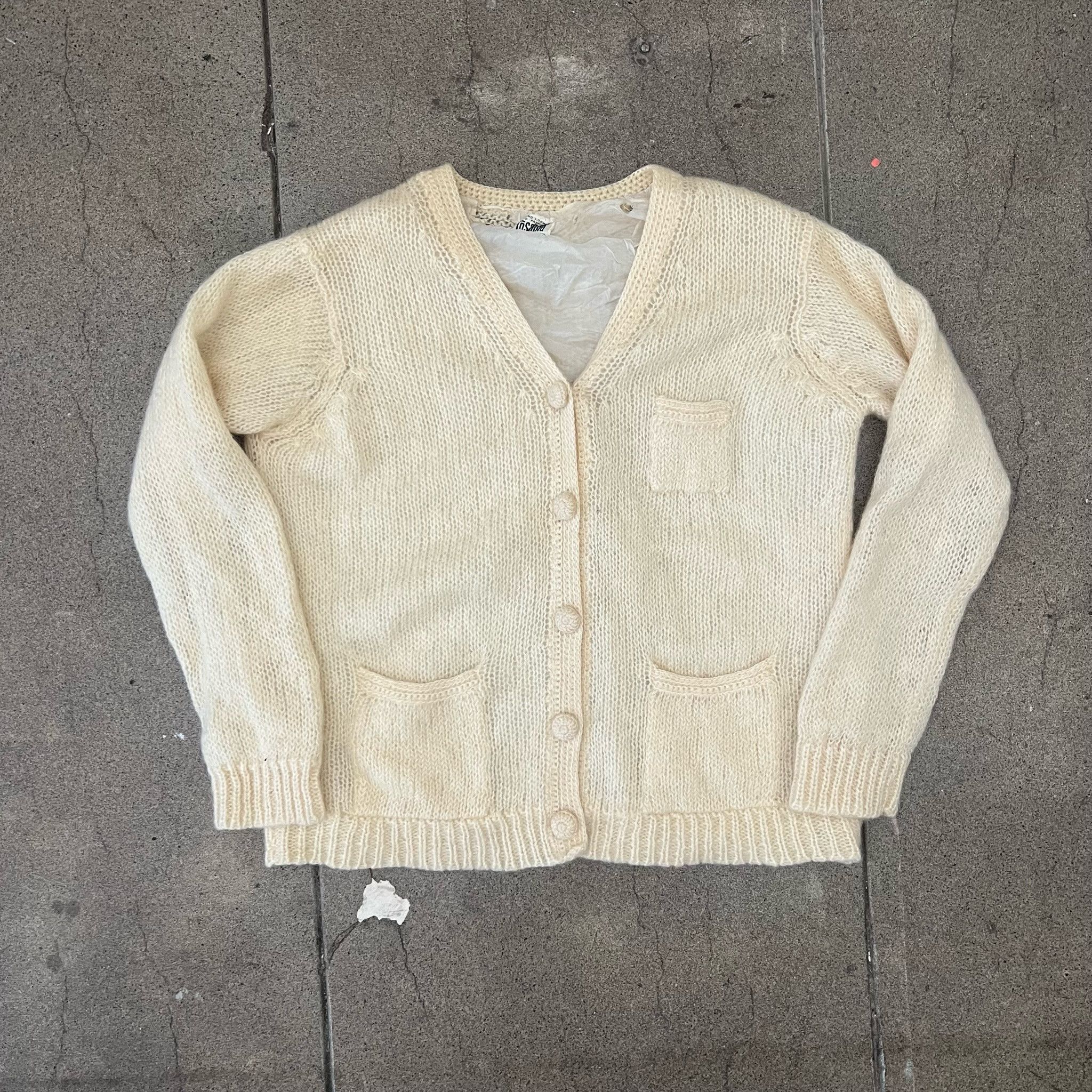 Vintage Vintage 60's Mohair cardigan with cute little pockets Size US L / EU 52-54 / 3 - 1 Thumbnail