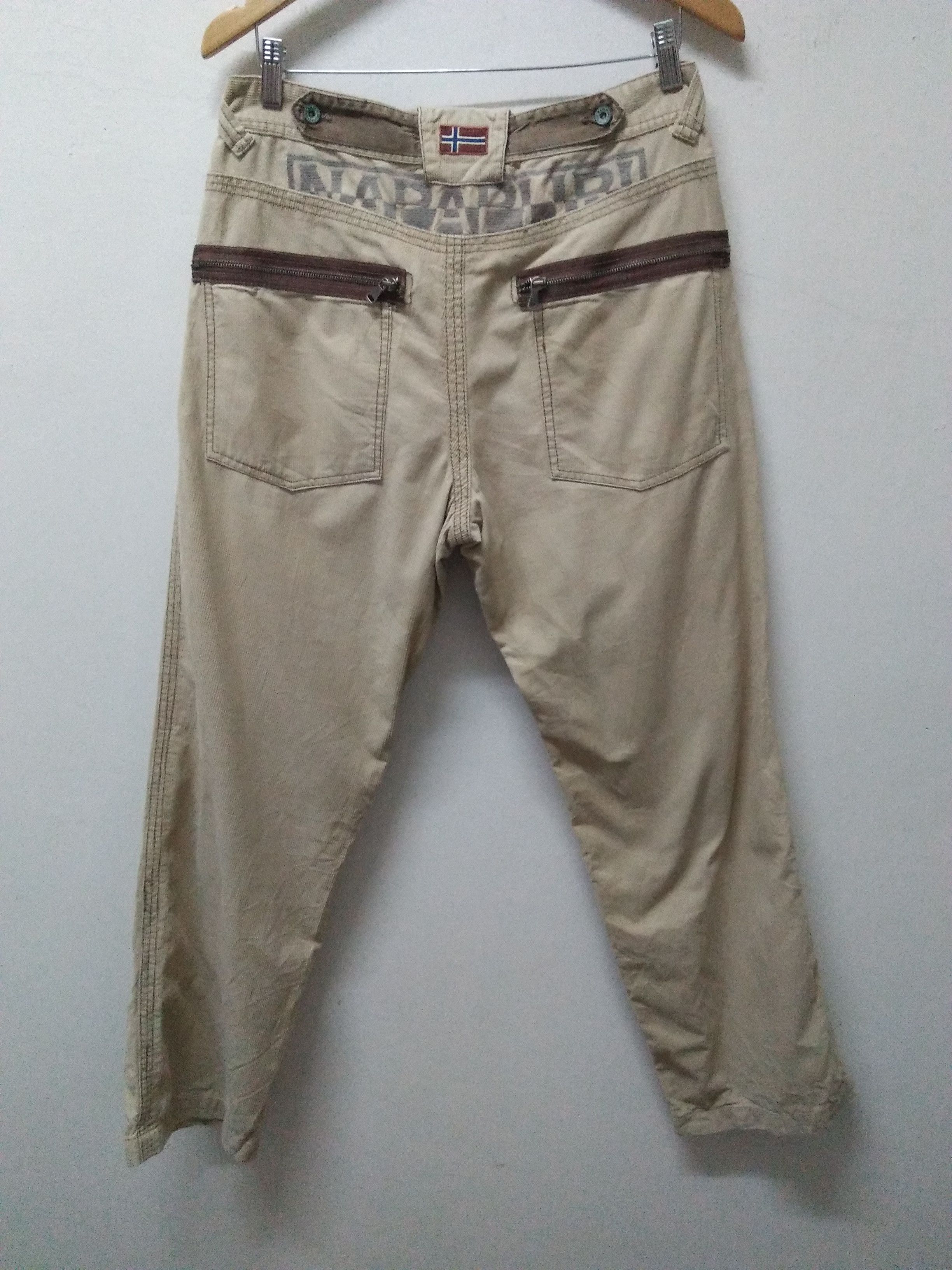 Napapijri Napajiri casual pants Size US 34 / EU 50 - 14 Thumbnail