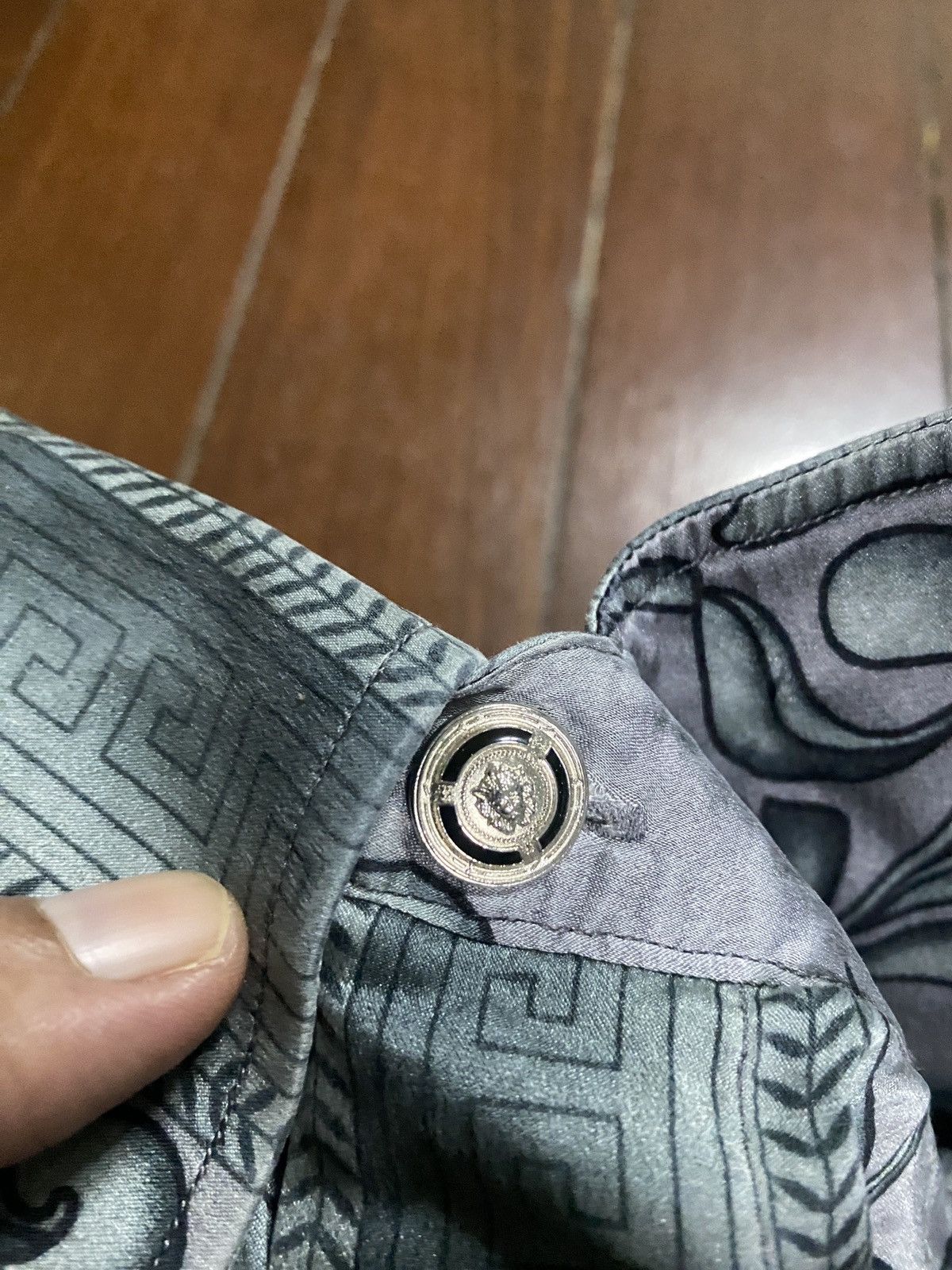 Versace × Versace Jeans Couture × Vintage HOLLY GRAIL VINTAGE VERSACE LUXURY SILK Size US XXL / EU 58 / 5 - 9 Thumbnail
