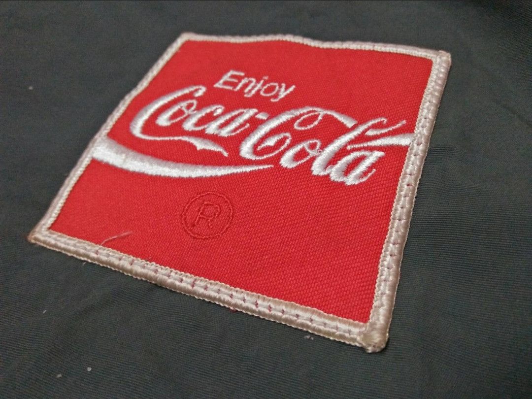 Coca Cola COCA COLA COKE X UNITOG 60's Embroidered Logo Hoodie Jacket Size US XL / EU 56 / 4 - 4 Thumbnail