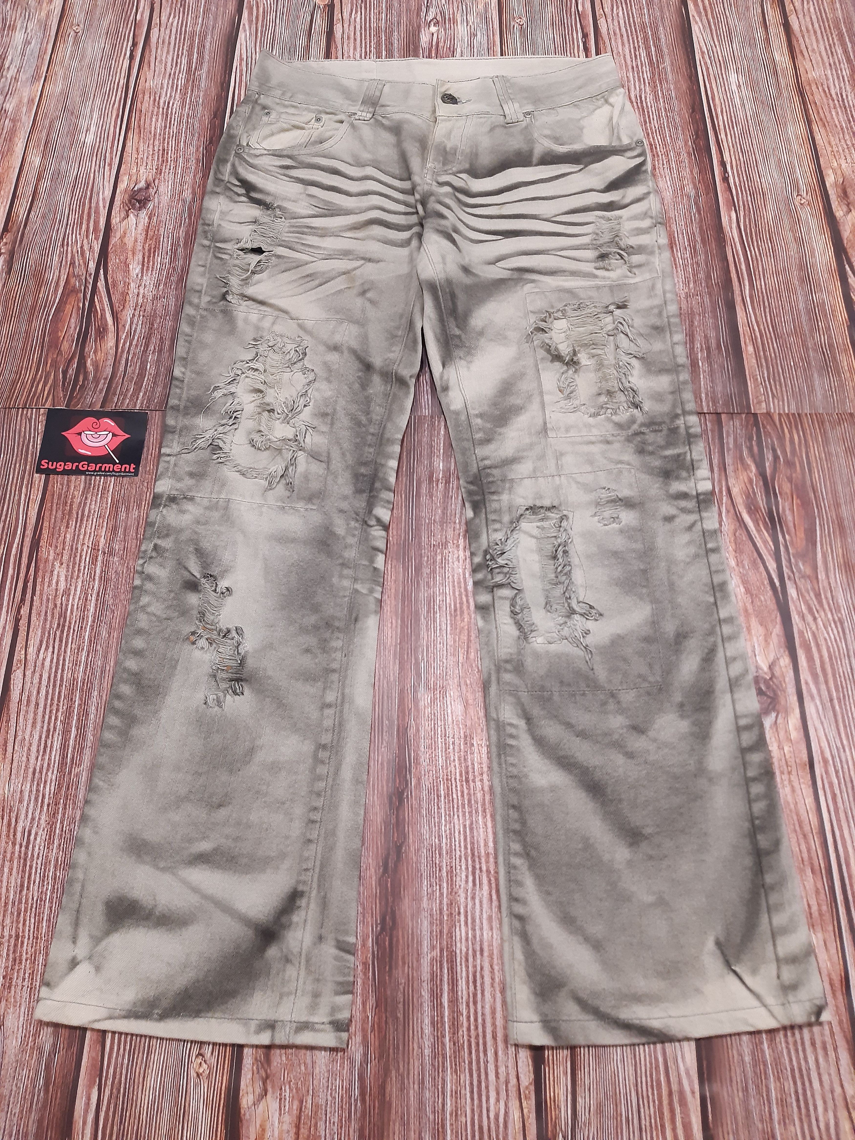 Japanese Brand × Vintage Bootcut Japanese Jeans Beast Skull Button Size US 32 / EU 48 - 1 Thumbnail