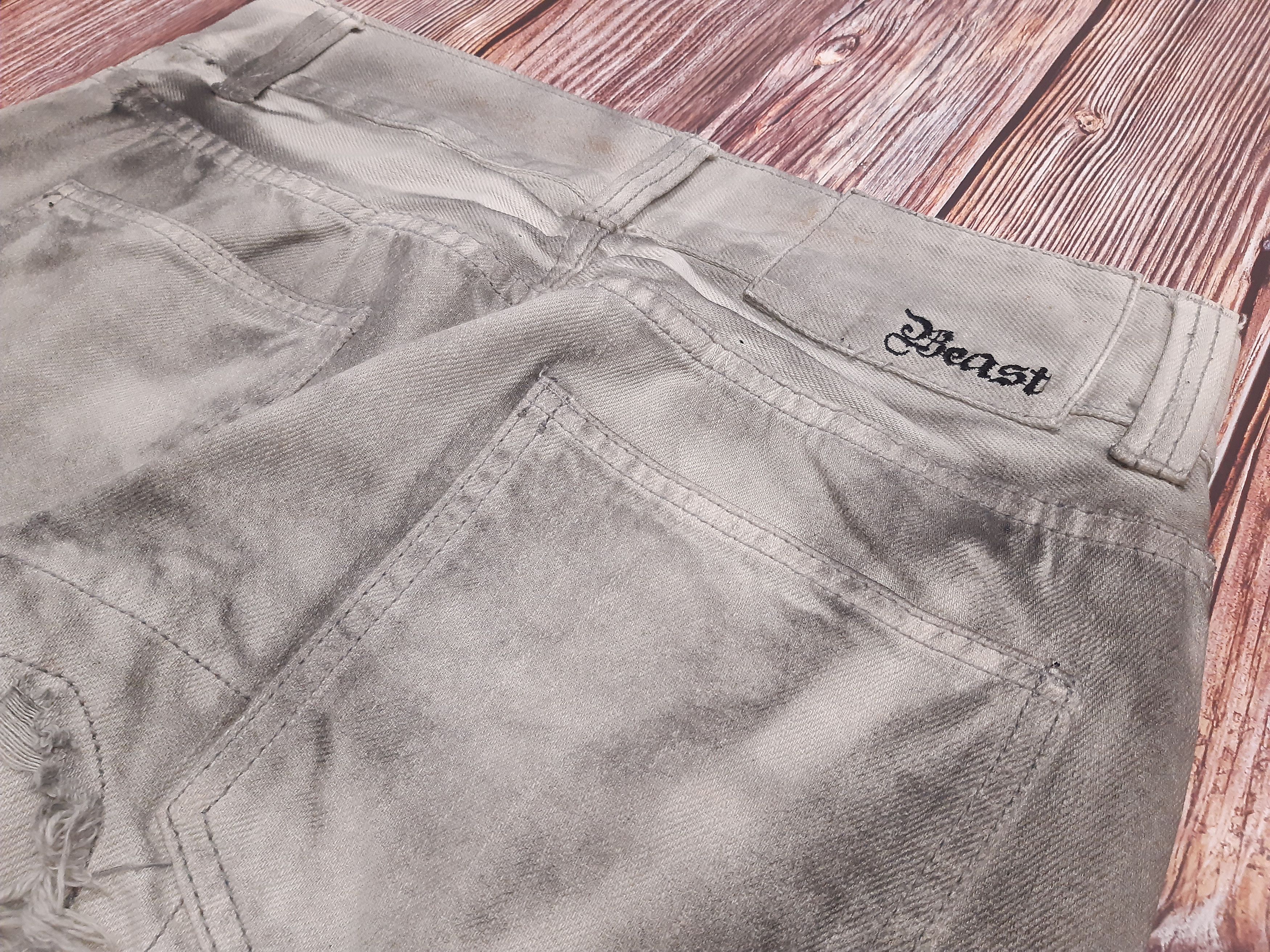 Japanese Brand × Vintage Bootcut Japanese Jeans Beast Skull Button Size US 32 / EU 48 - 12 Thumbnail