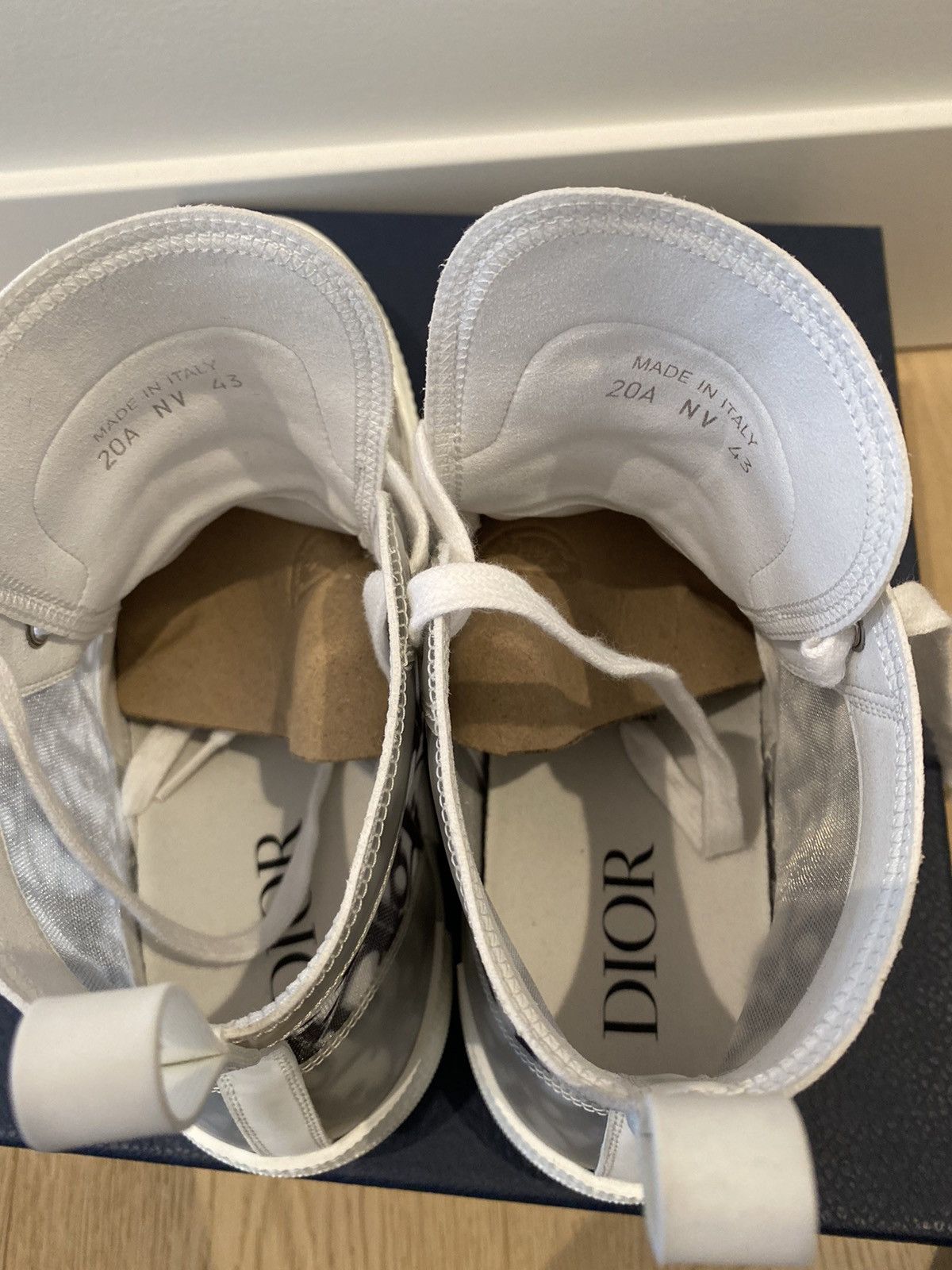 dior high top on feet