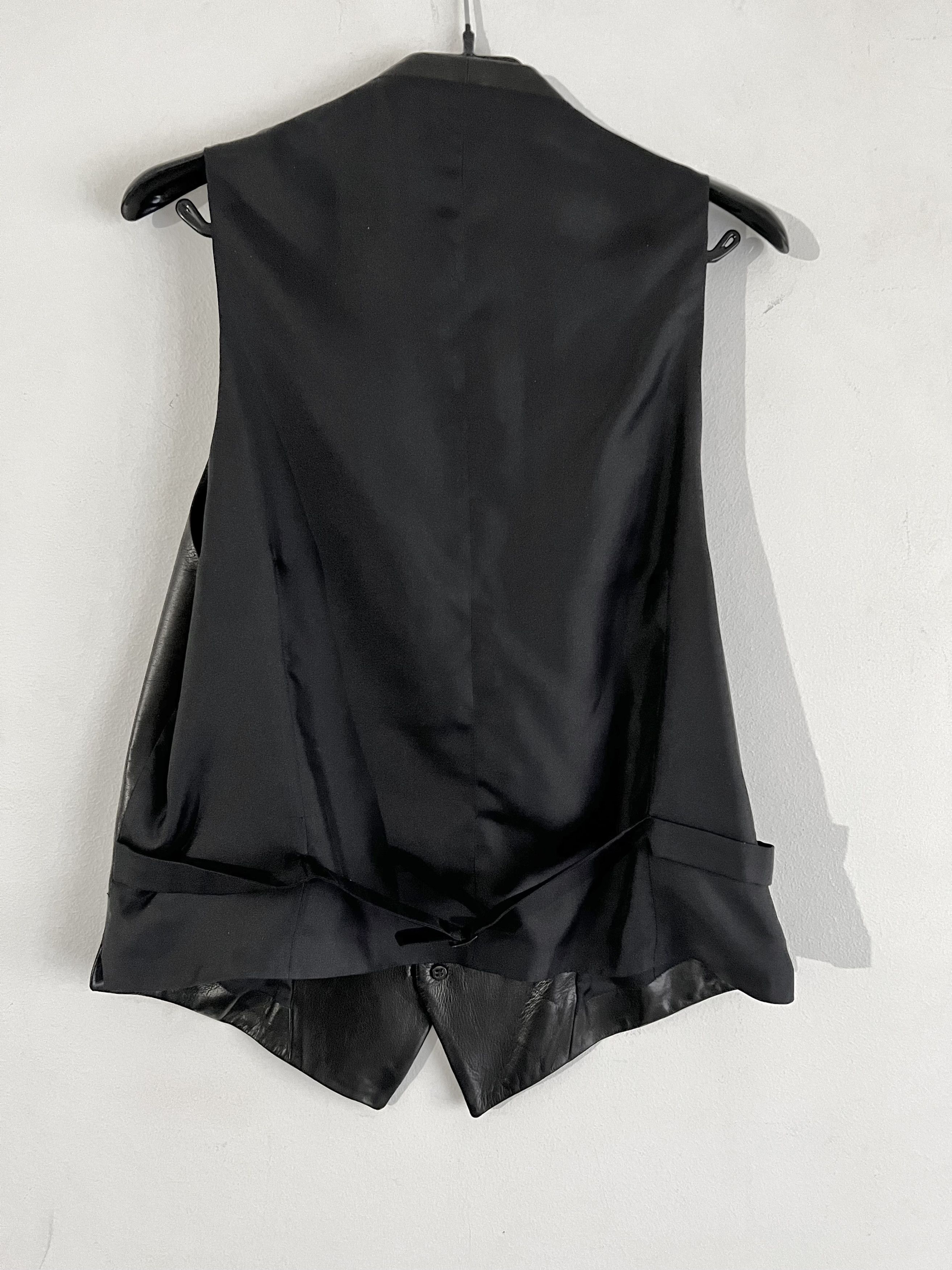 Saint Laurent Paris Saint Laurent Hedi Slimane era leather/silk waistcoat Size US L / EU 52-54 / 3 - 2 Thumbnail