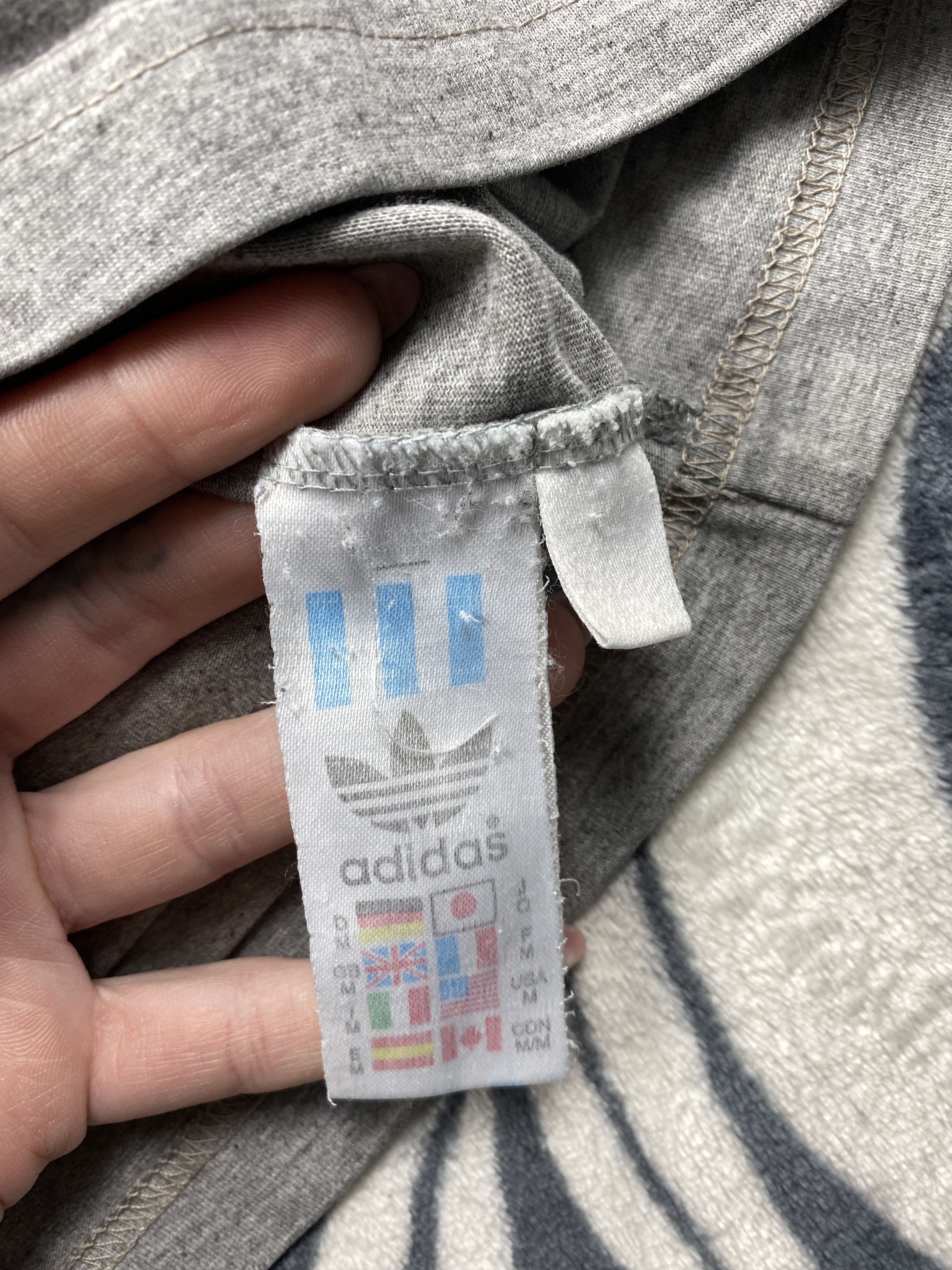 Adidas × Vintage Adidas Vintage Mens Long Sleeve T-Shirt Center Logo Tee Y2K Size US M / EU 48-50 / 2 - 6 Thumbnail