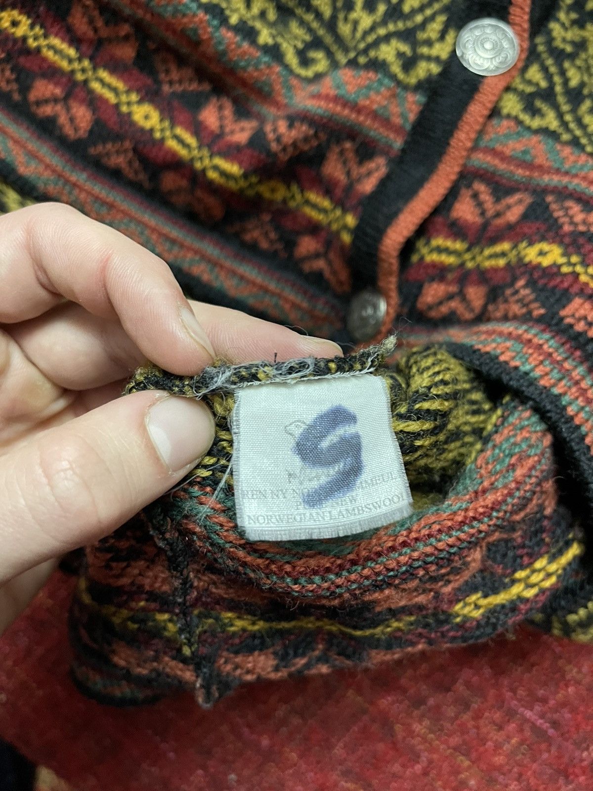 Moods of Norway × Vintage Volund Vintage 90s Norwegian patterned wool cardigan Size L / US 10 / IT 46 - 7 Thumbnail