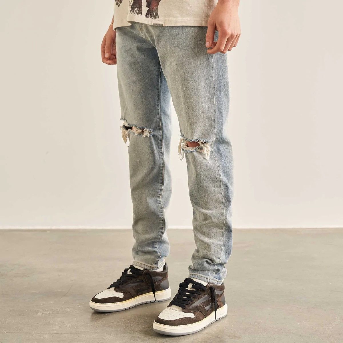 Represent Clo. × Streetwear Represent baggy destroyer denim worn 