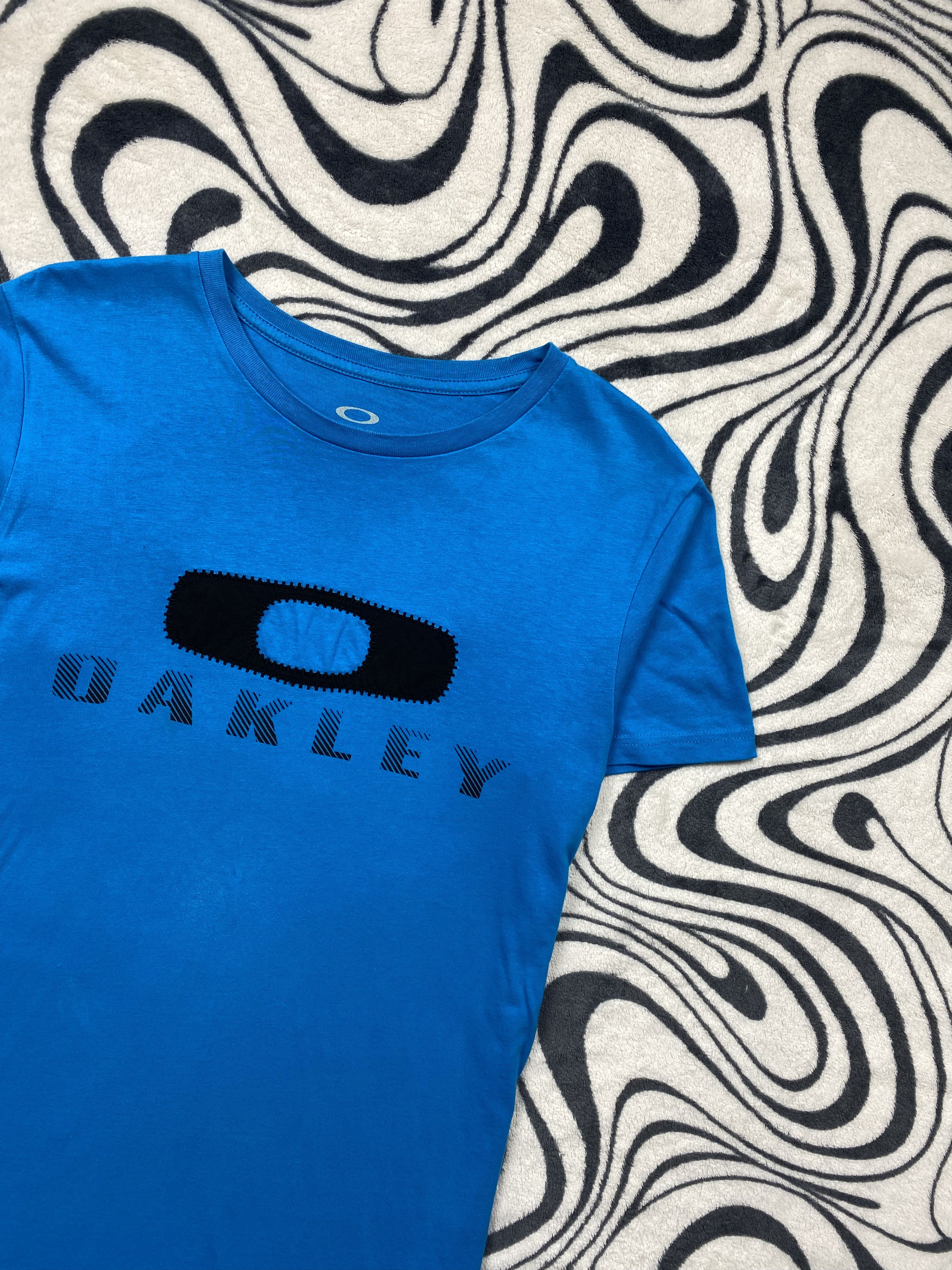 Oakley × Vintage Oakley Vintage Mens Crew Neck T-Shirt Tee Size US M / EU 48-50 / 2 - 2 Thumbnail