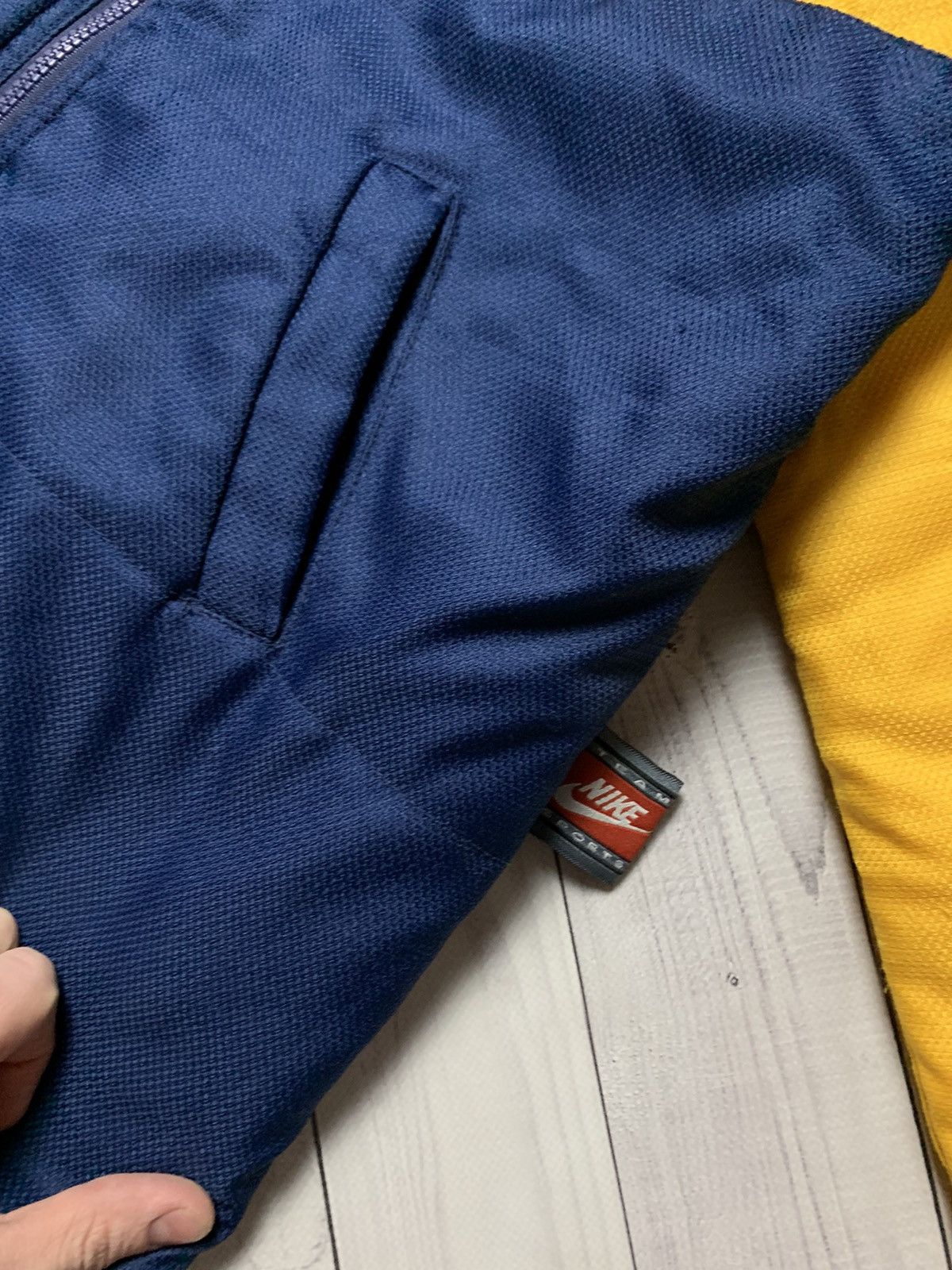 Nike × Vintage Vintage Nike jacket big logo swoosh Yellow/ Navy size S Size US S / EU 44-46 / 1 - 10 Thumbnail