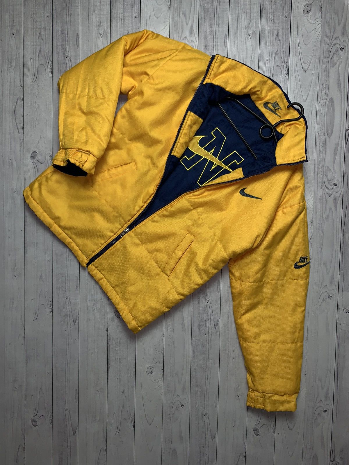 Nike × Vintage Vintage Nike jacket big logo swoosh Yellow/ Navy size S Size US S / EU 44-46 / 1 - 1 Thumbnail