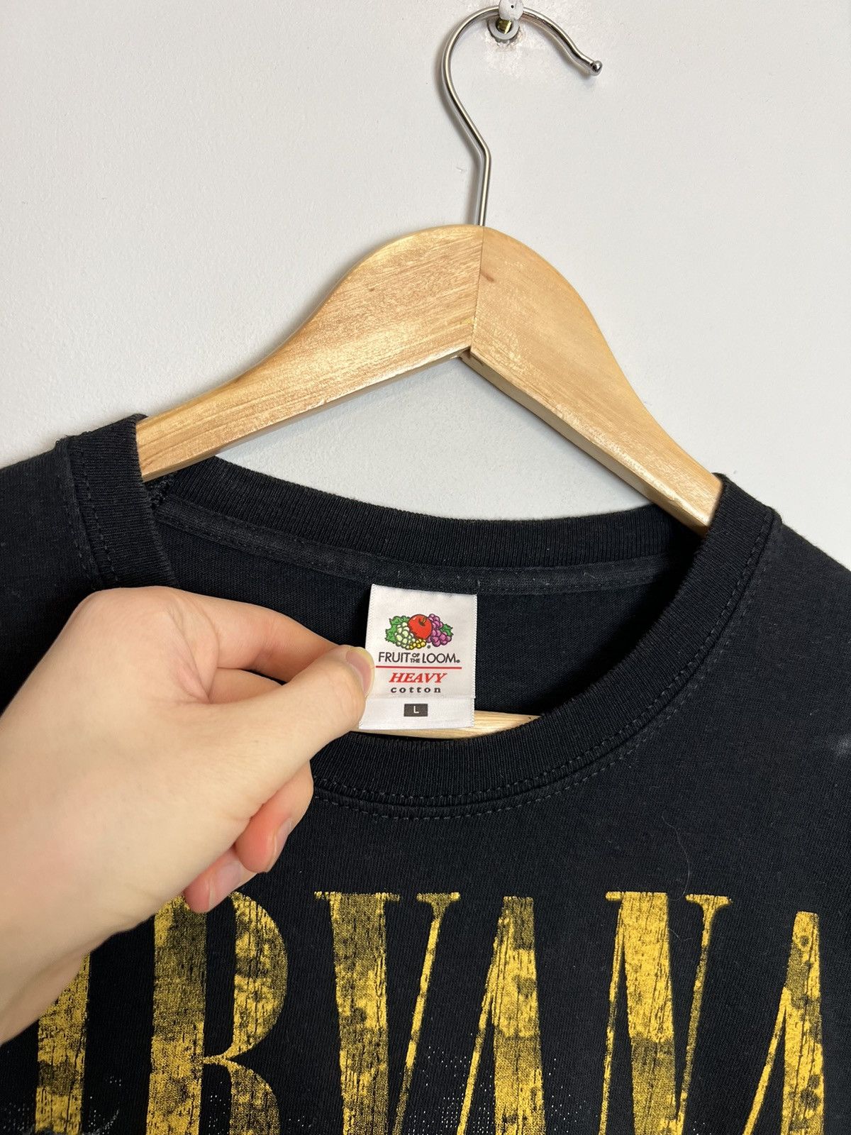 Band Tees Rare Vintage Kurt Cobain 00s Vestibule Tshirt Nirvana Grunge Size US L / EU 52-54 / 3 - 5 Thumbnail