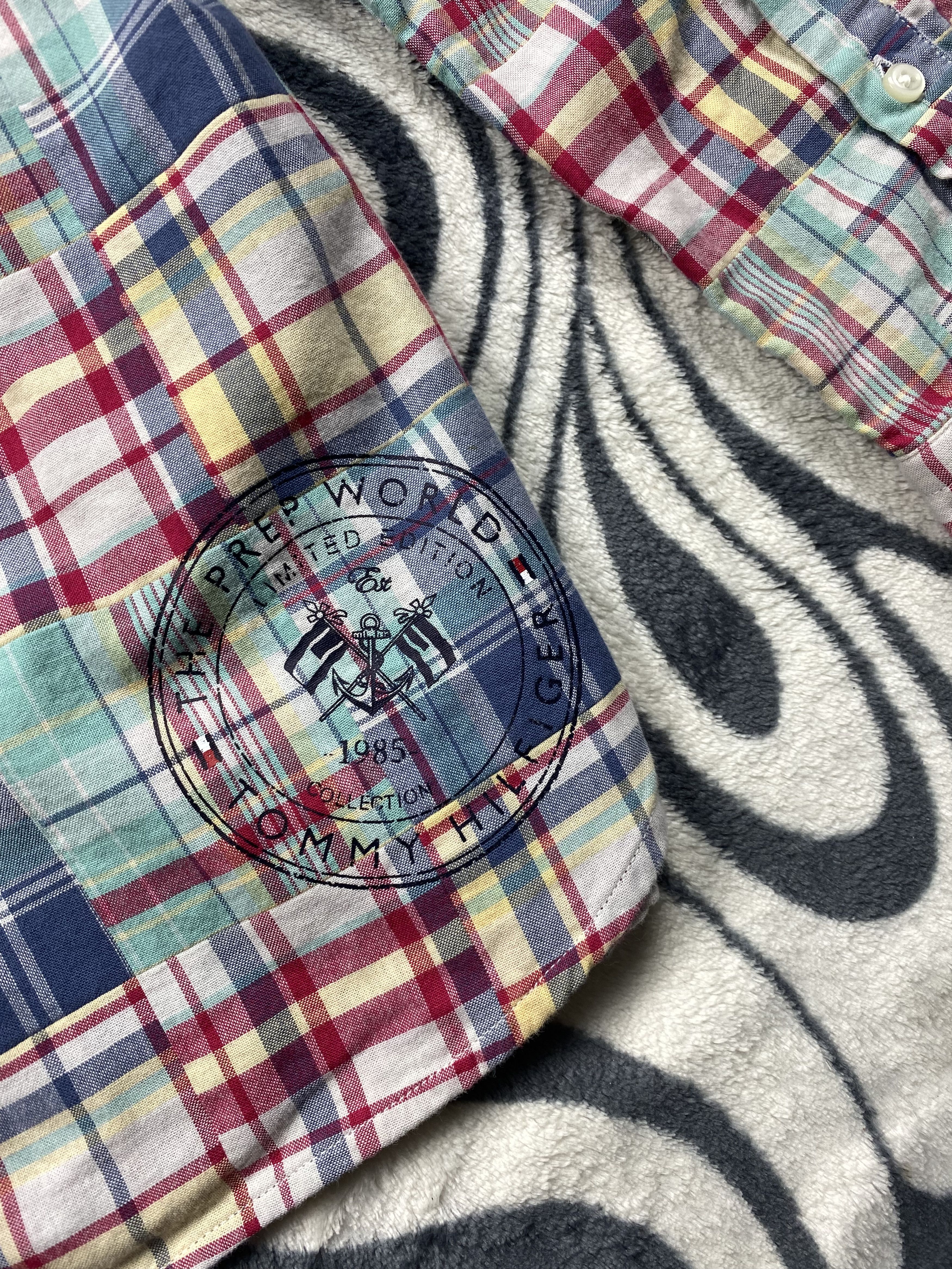 Tommy Hilfiger NEW Tommy Hilfiger Vintage Patchwork Mens Flannel Shirt Size US L / EU 52-54 / 3 - 9 Thumbnail