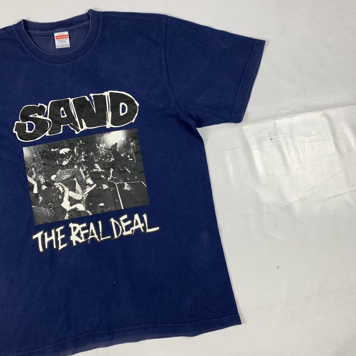Band Tees The Sand Band British Rock Band Shirt Size US L / EU 52-54 / 3 - 3 Thumbnail