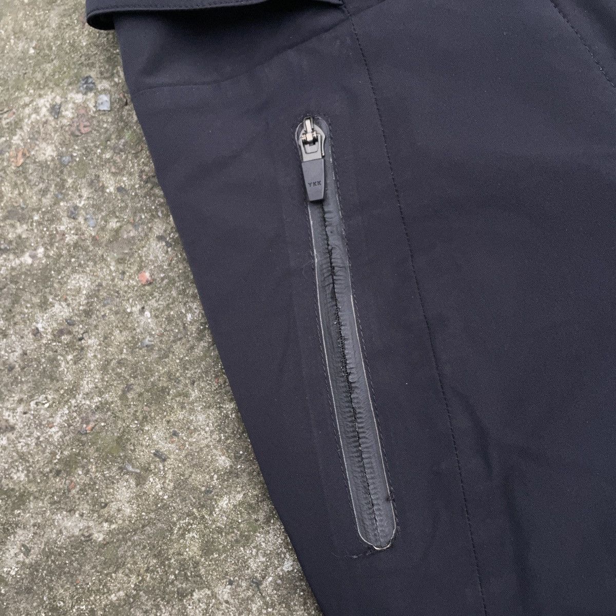 Emporio Armani Vintage Emporio Armani Ski Pants Size 25" / US 0 / IT 36 - 7 Thumbnail