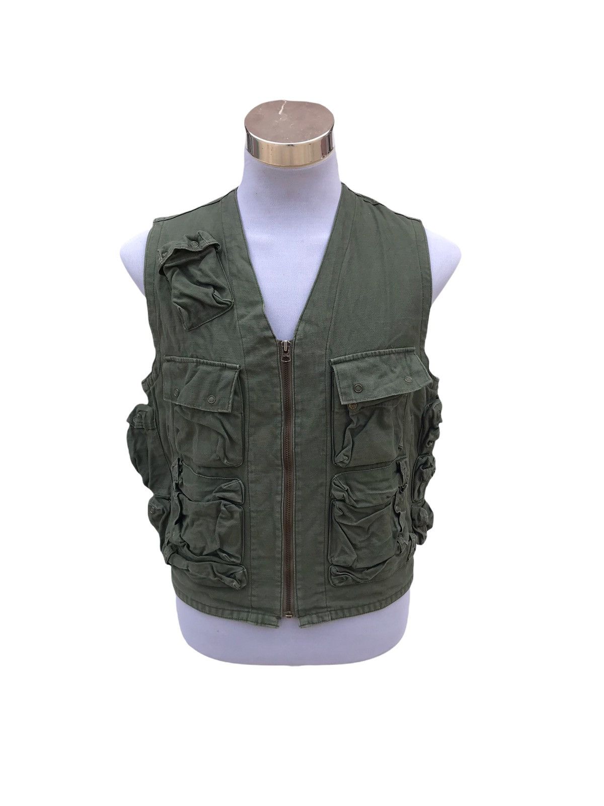 image of US Air Force Type C Vest in Green, Men's (Size Medium)