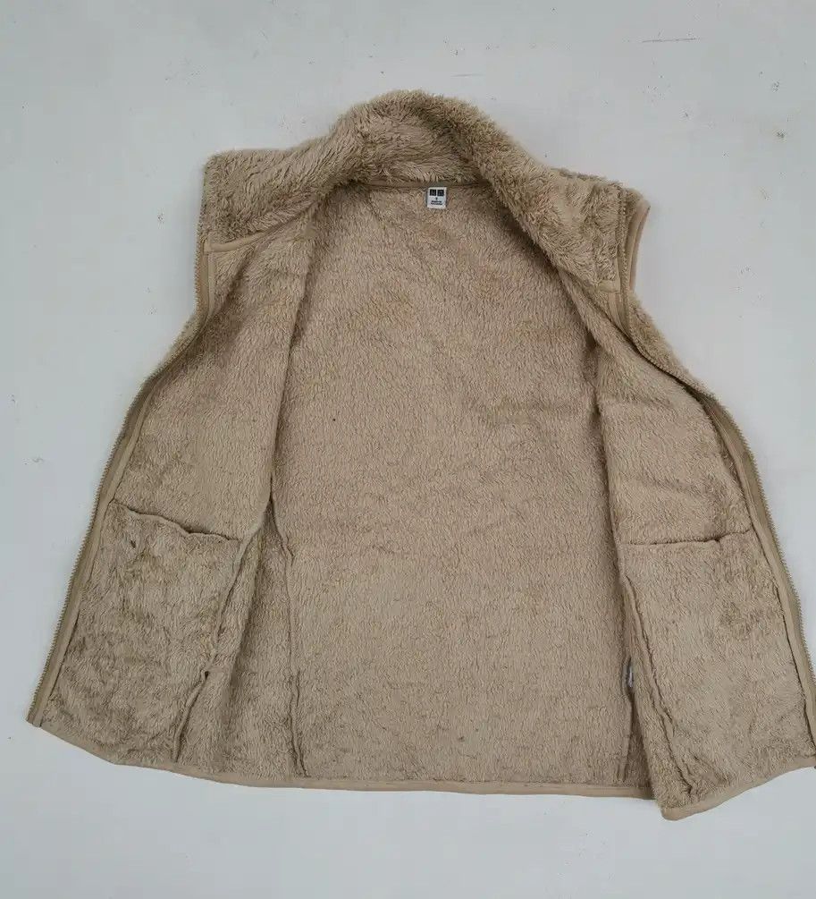 Japanese Brand × Uniqlo Rare!!! Uniqlo Vest Fleece Sherpa Sweater Size US S / EU 44-46 / 1 - 5 Thumbnail
