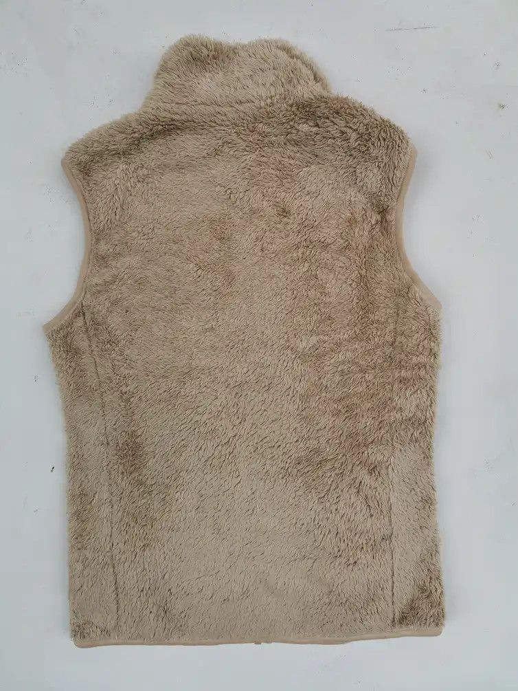 Japanese Brand × Uniqlo Rare!!! Uniqlo Vest Fleece Sherpa Sweater Size US S / EU 44-46 / 1 - 2 Thumbnail