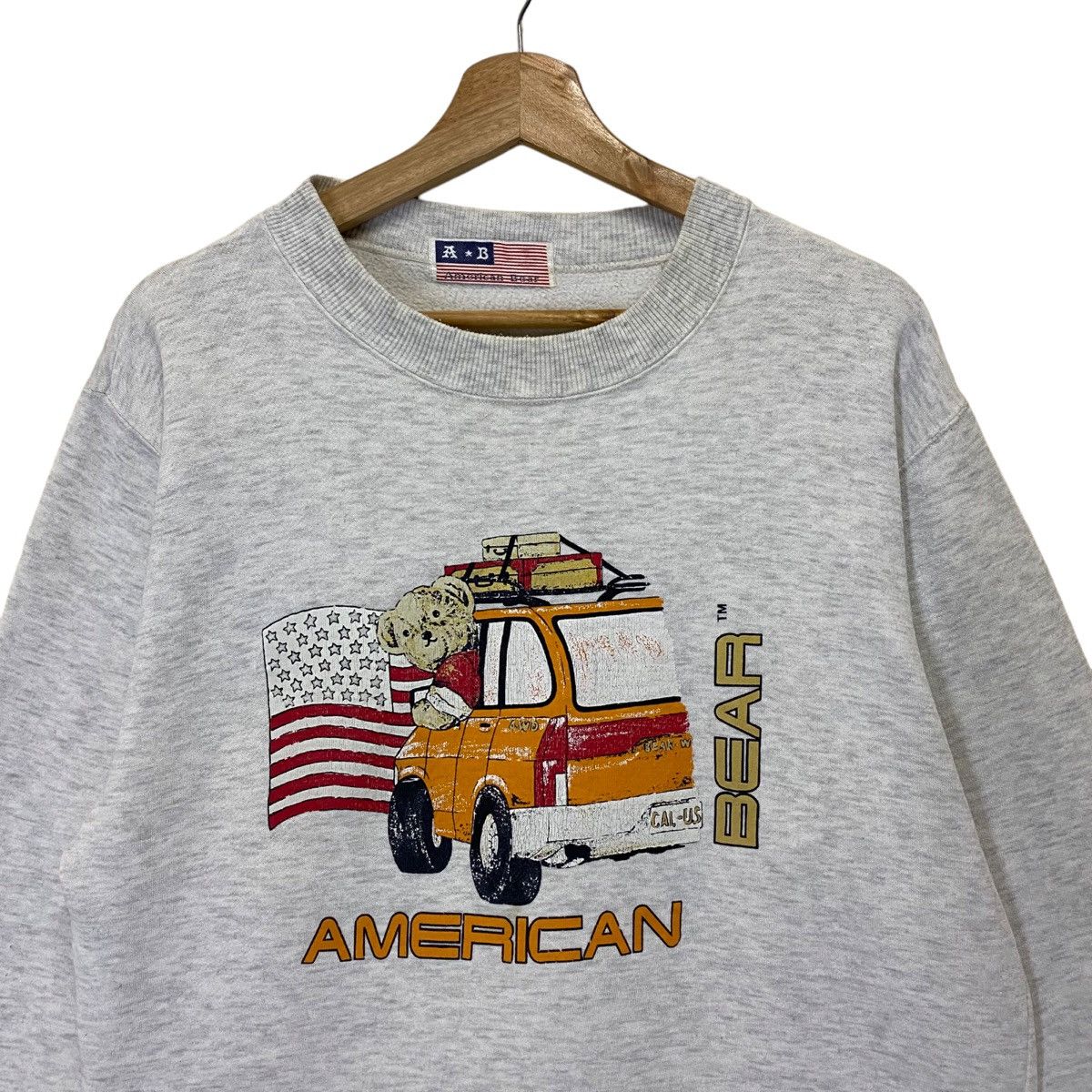 Japanese Brand × Vintage Vintage American Bear Big Logo Crewneck Sweatshirt Saiz S Size US S / EU 44-46 / 1 - 4 Thumbnail