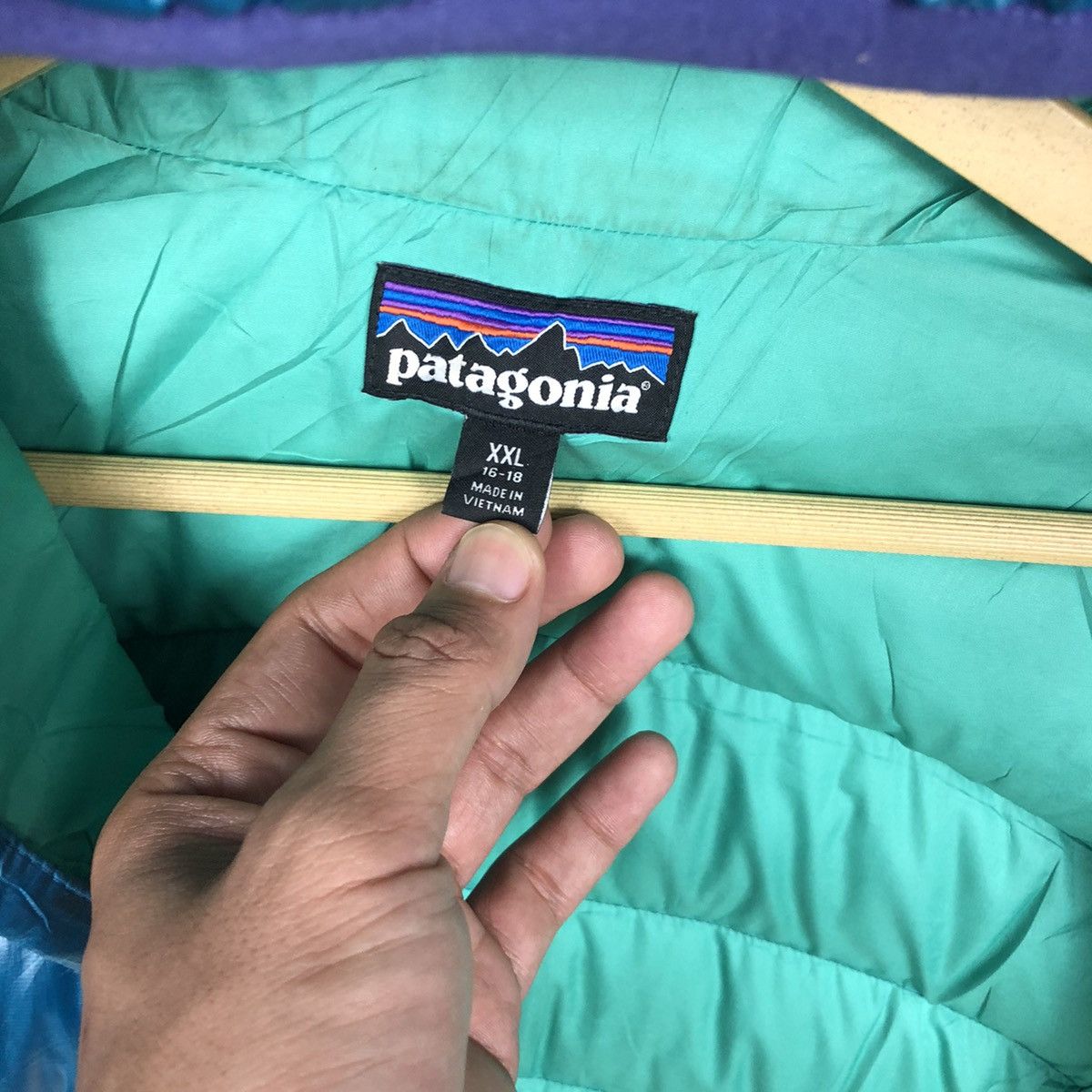 Patagonia Vintage Patagonia Puffer Down Blue Jacket Hoodies Size XXL / US 16-18 / IT 52-54 - 11 Thumbnail
