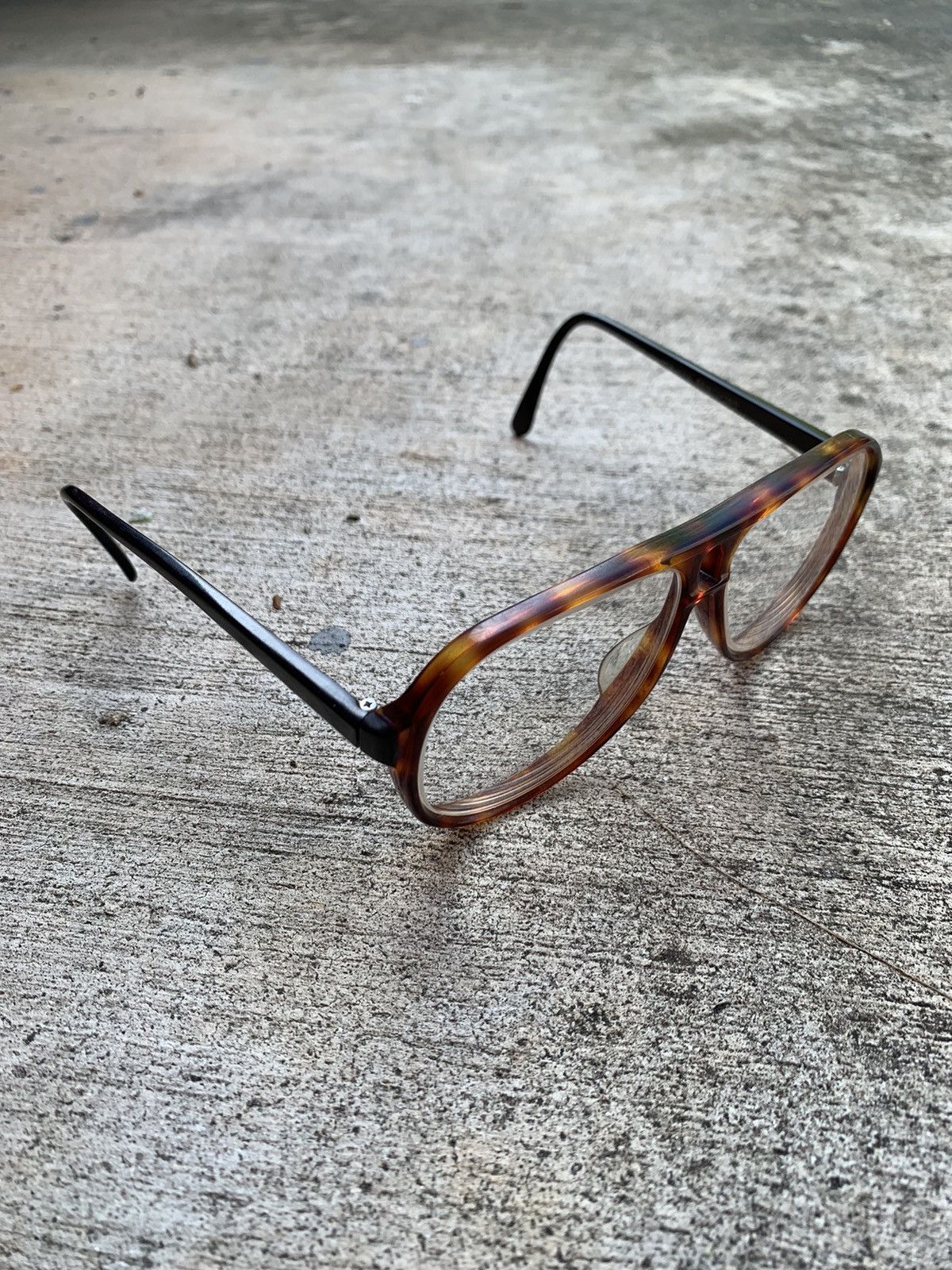 Polo Ralph Lauren 1980s POLO 5 RALPH LAUREN 56.11-140 TORTOISESHELL SUNGLASSES Size ONE SIZE - 4 Thumbnail