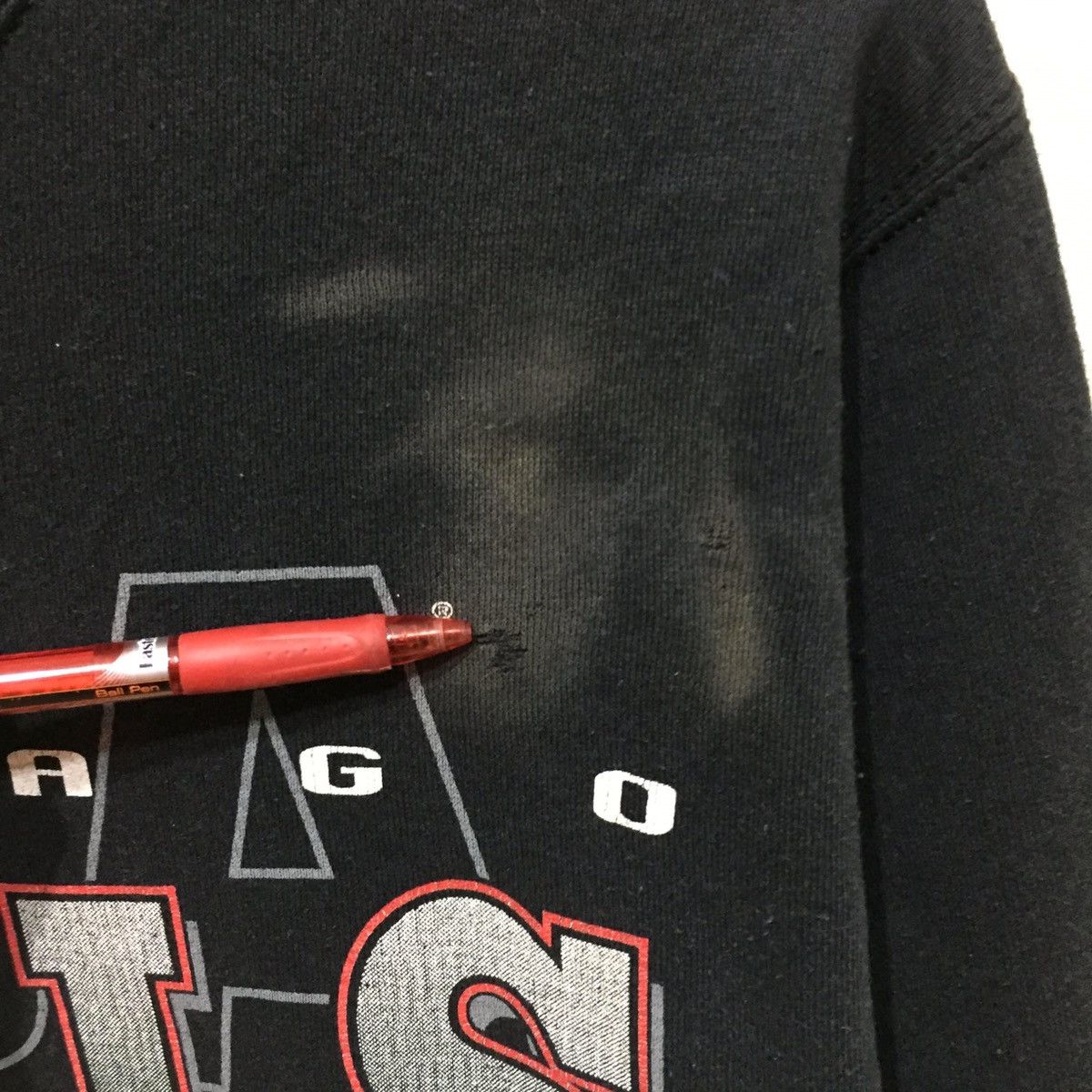 NBA × Vintage ARTEX CHICAGO BULLS Sweatshirt size M.MADE IN USA Size US M / EU 48-50 / 2 - 7 Thumbnail
