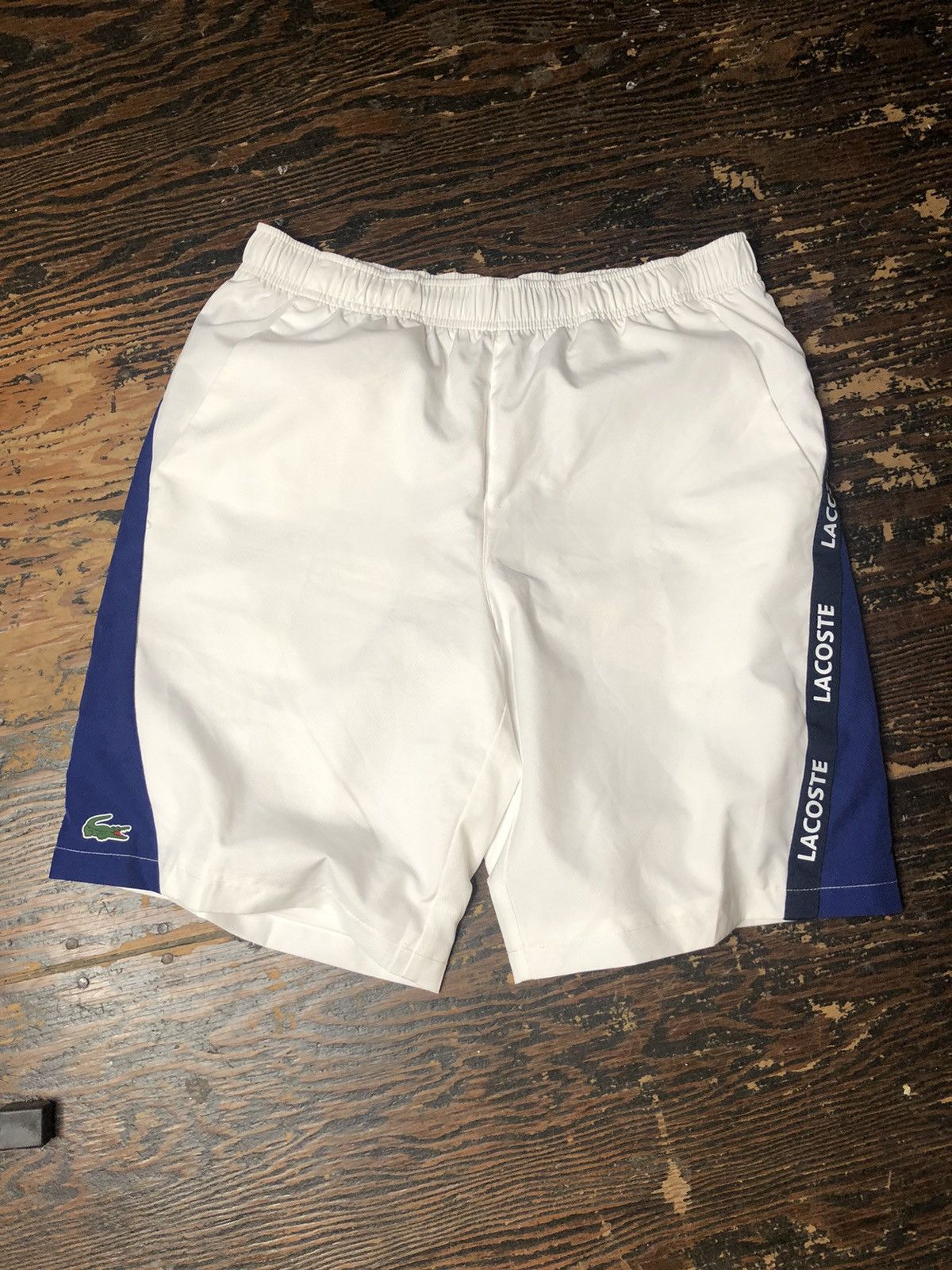 Lacoste shorts - S