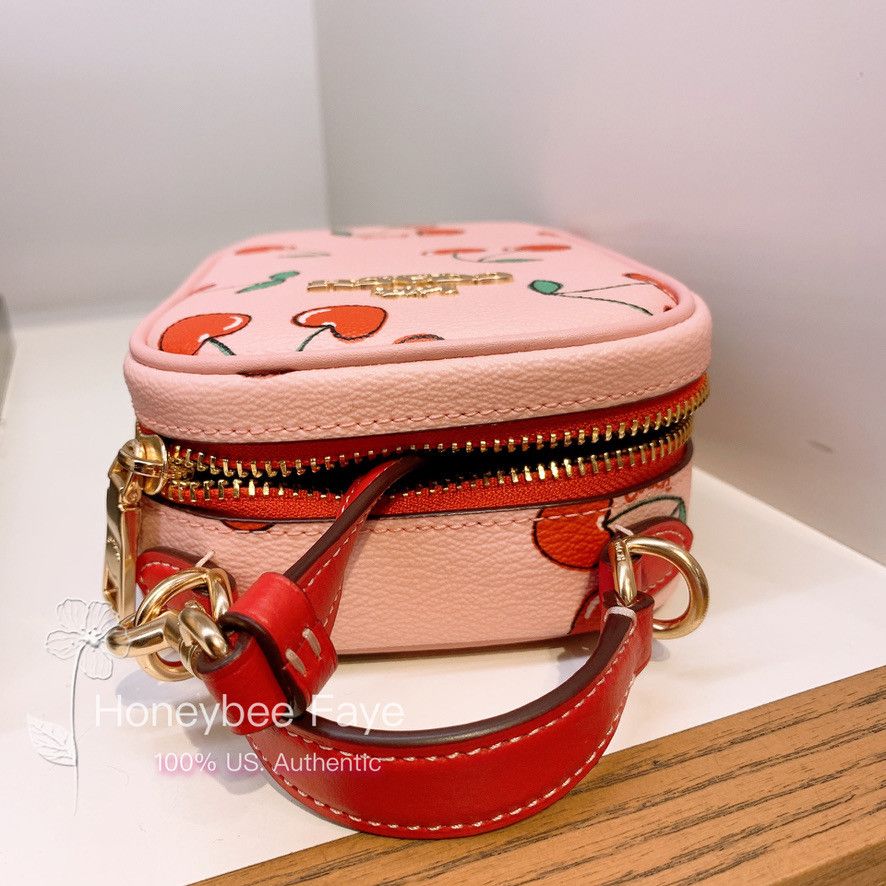 Coach Nwt Coach Eva Phone Crossbody With Heart Cherry Print Size ONE SIZE - 4 Thumbnail