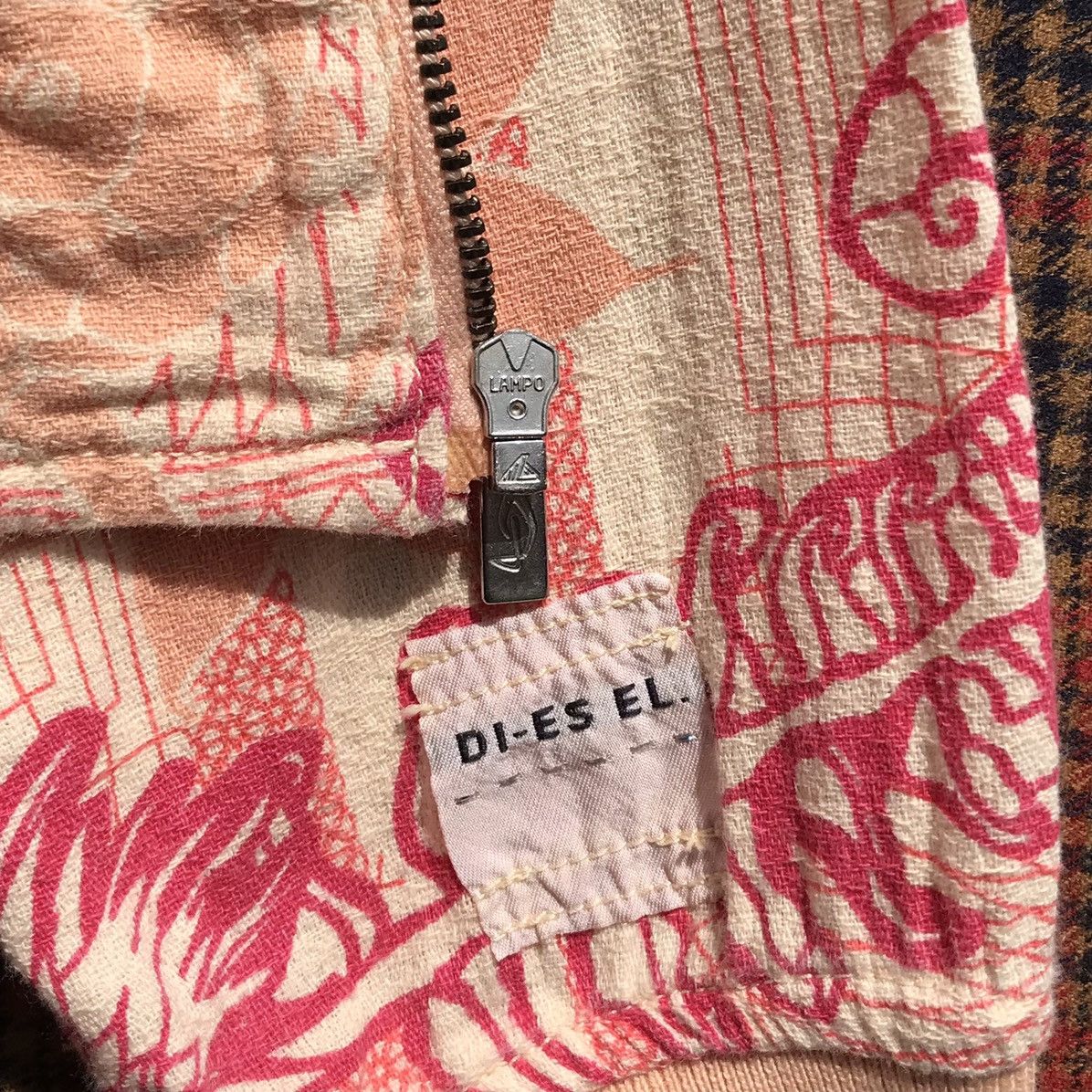 Diesel × Vintage Vintage Diesel Jacket Flower Full Print Diesel Lampo Zip Size S / US 4 / IT 40 - 16 Thumbnail