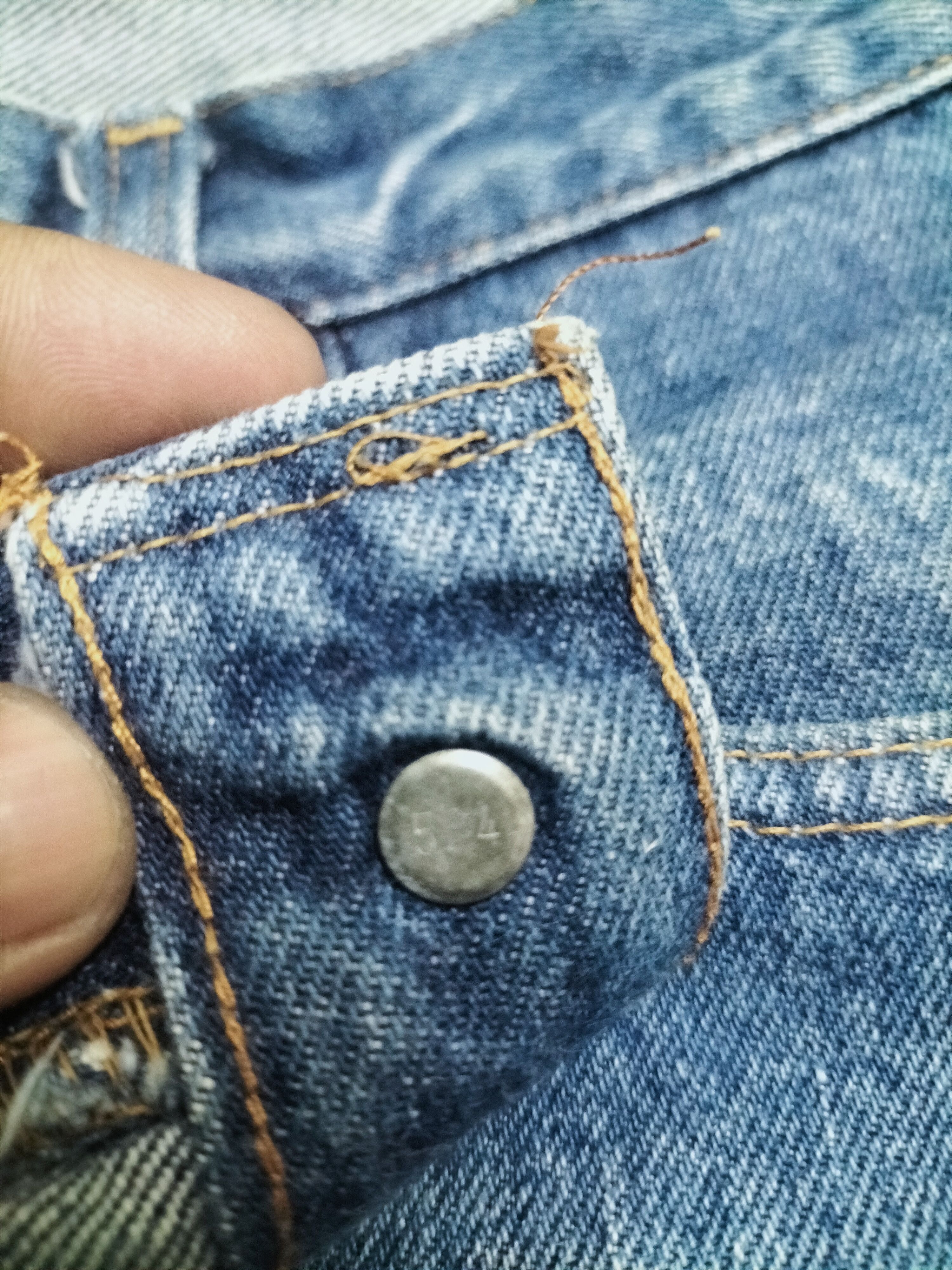 Levi's Vintage 80's levis 501 selvedge / redline Size US 32 / EU 48 - 13 Thumbnail