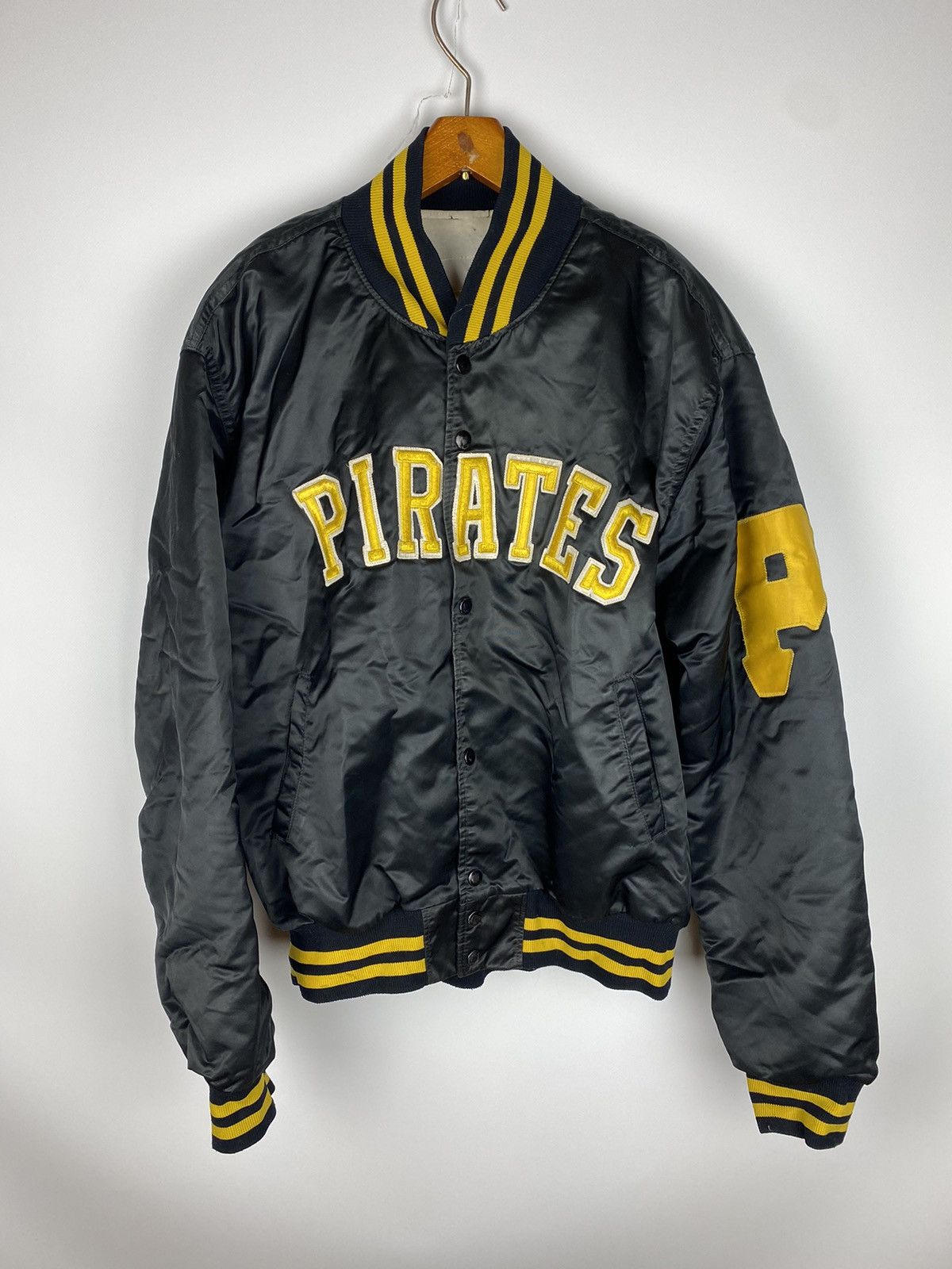 MLB Vintage Pirates MLB Bomber Jacket Size US L / EU 52-54 / 3 - 1 Thumbnail