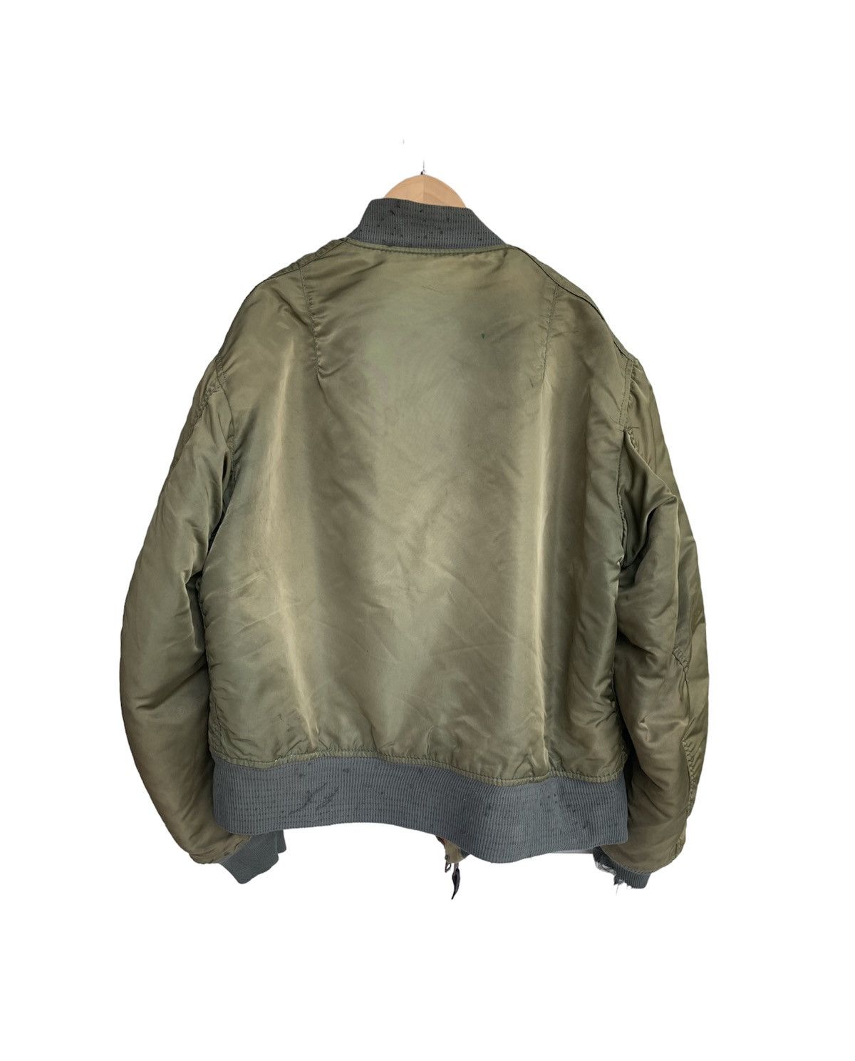 Alpha Industries × Vintage Vintage Trash Alpha Industries Military Bomber Jacket Bullet Size US L / EU 52-54 / 3 - 2 Thumbnail