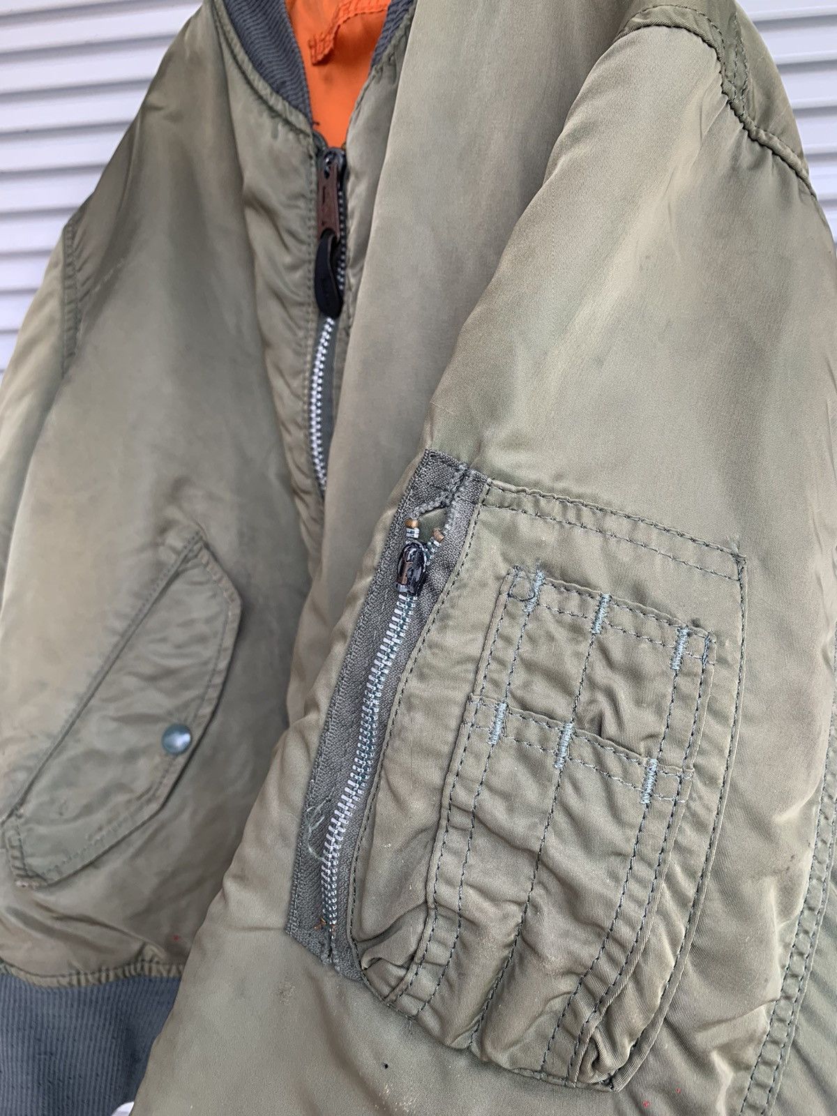 Alpha Industries × Vintage Vintage Trash Alpha Industries Military Bomber Jacket Bullet Size US L / EU 52-54 / 3 - 8 Thumbnail
