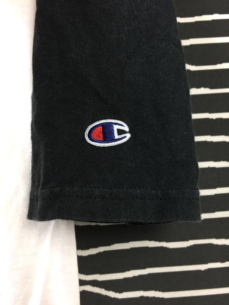 Champion Vtg Champion Plain Essential Raglan 3Q Tee Size US S / EU 44-46 / 1 - 4 Thumbnail