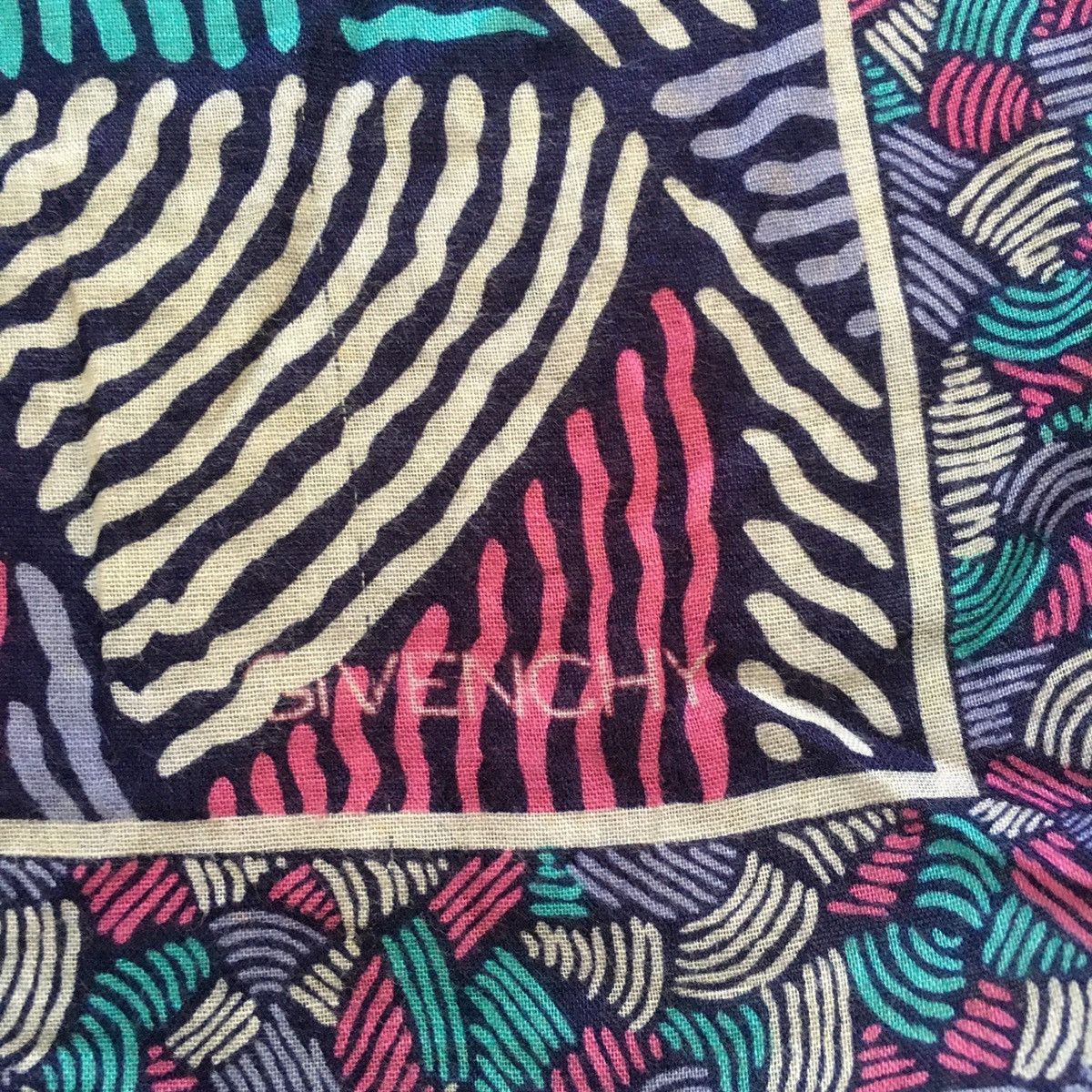 Vintage vintage givenchy handkerchief Size ONE SIZE - 2 Thumbnail