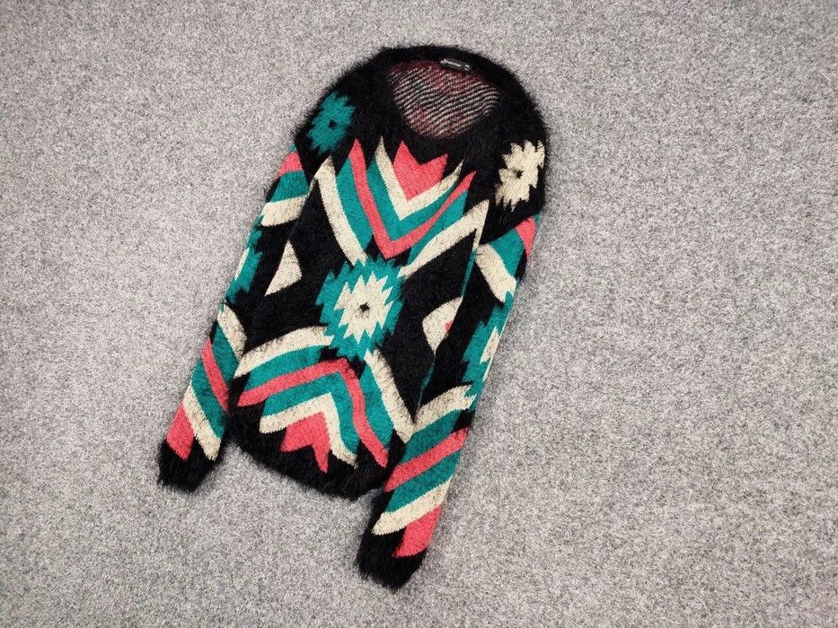 Japanese Brand Vintage 90's Japanese Pattern Mohair Style Crewneck Sweater Size US S / EU 44-46 / 1 - 2 Thumbnail