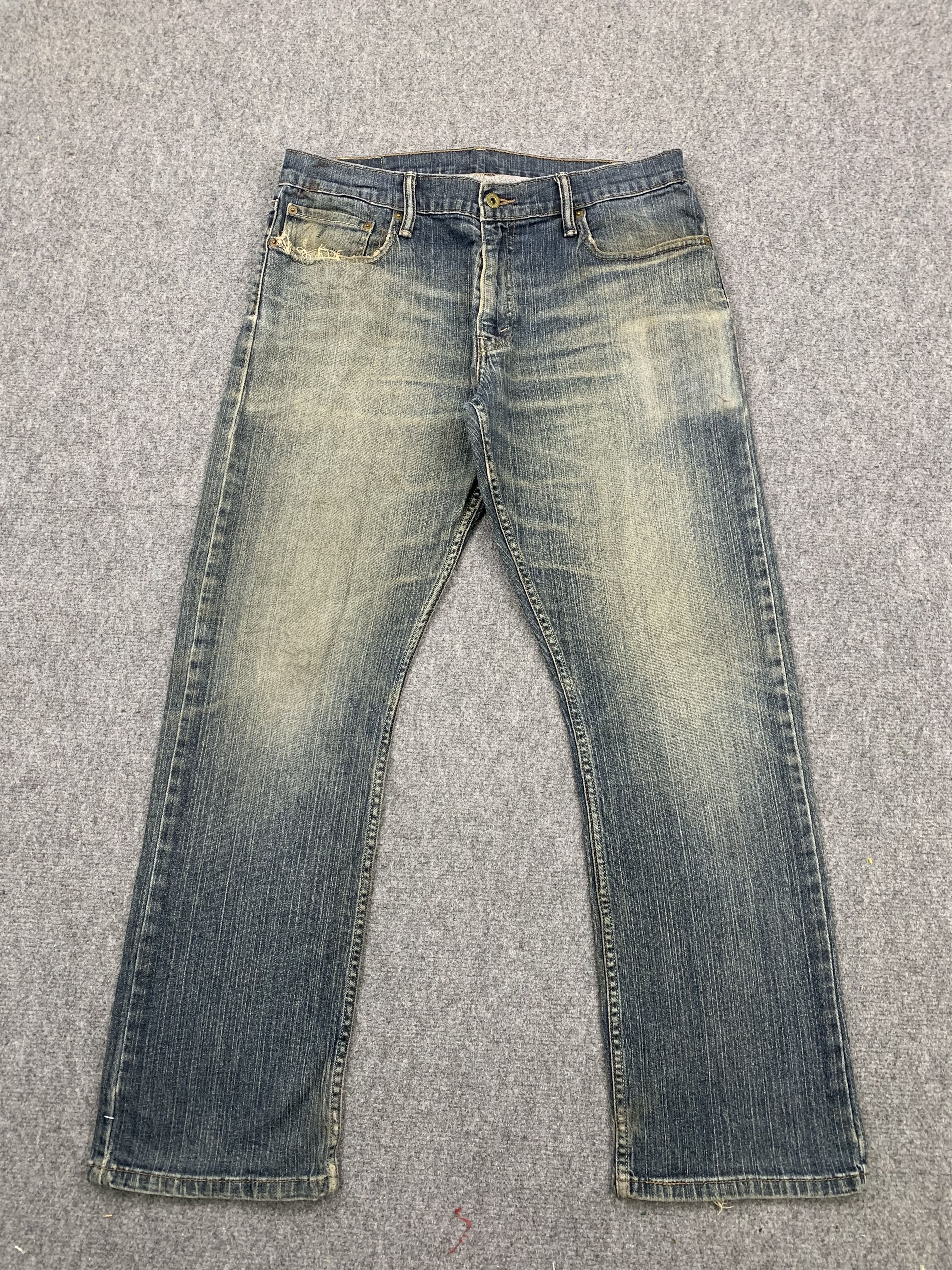 Levi's Faded Blue Vintage Levis 514 Jeans DP1706 Size US 36 / EU 52 - 1 Thumbnail
