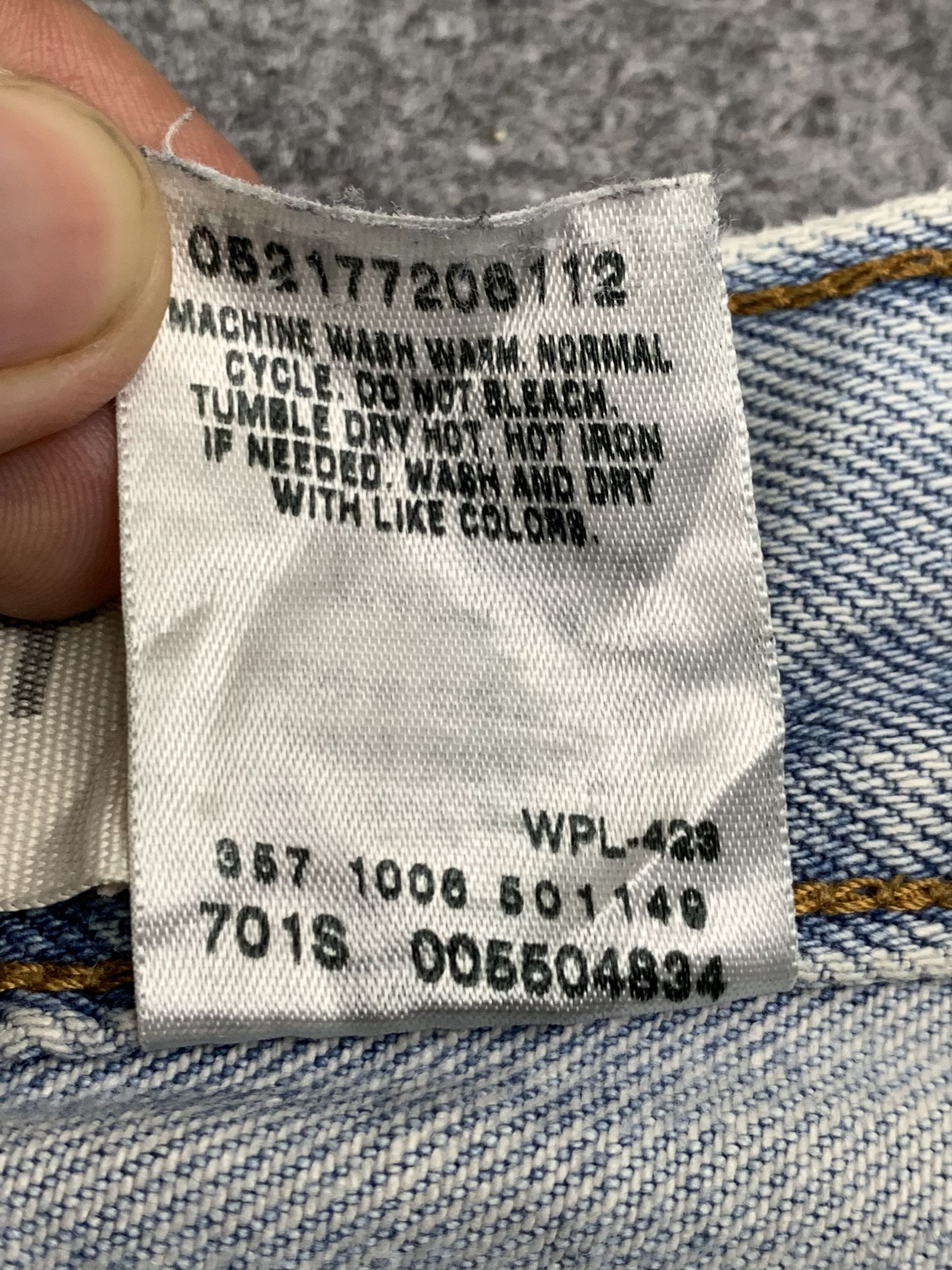 Levi's Vintage Levis 550 Light Wash Jeans DP1710 Size US 34 / EU 50 - 9 Thumbnail