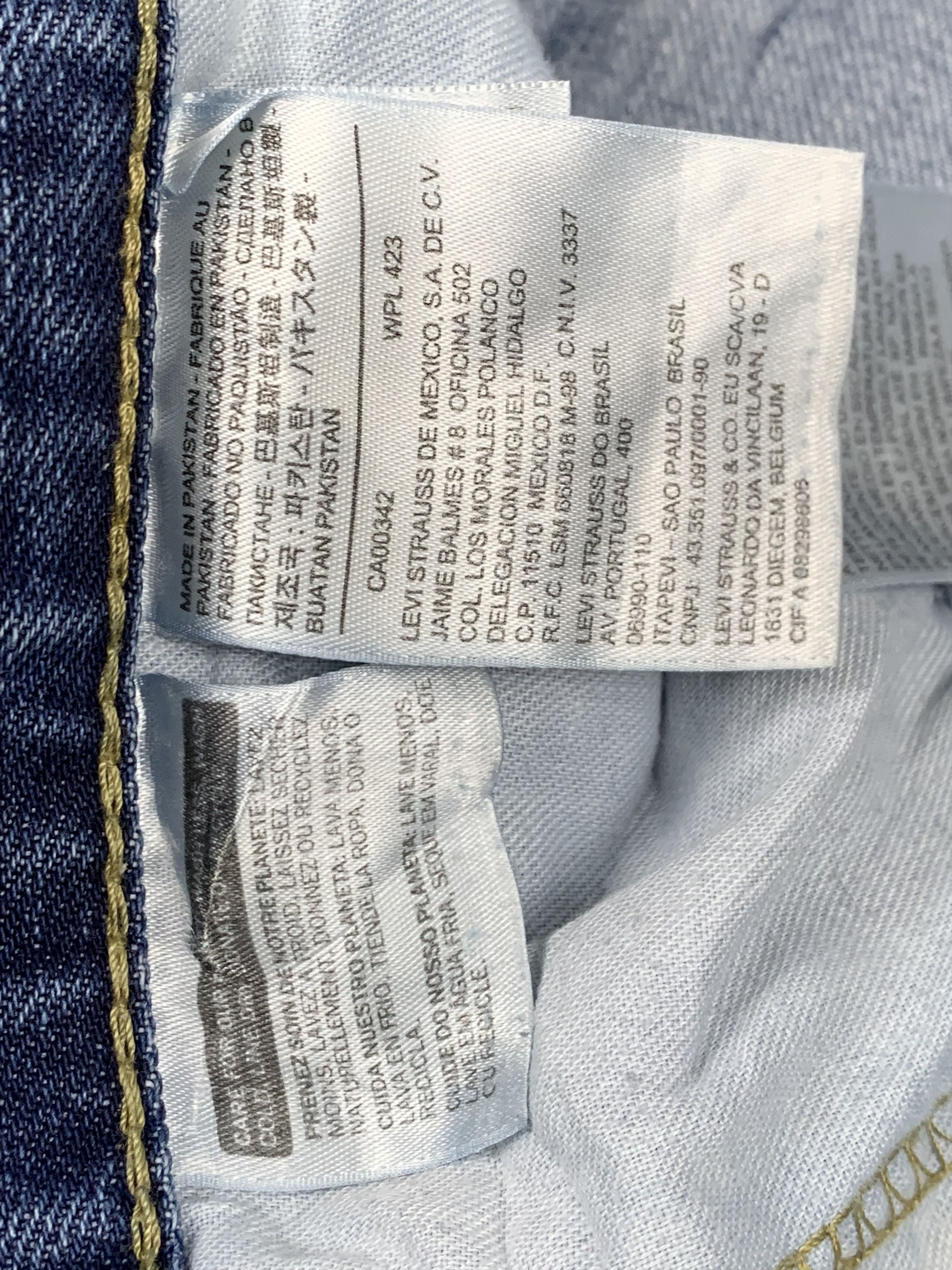 Levi's Vintage Levis 505 Light Wash Jeans DP1715 Size US 34 / EU 50 - 7 Thumbnail